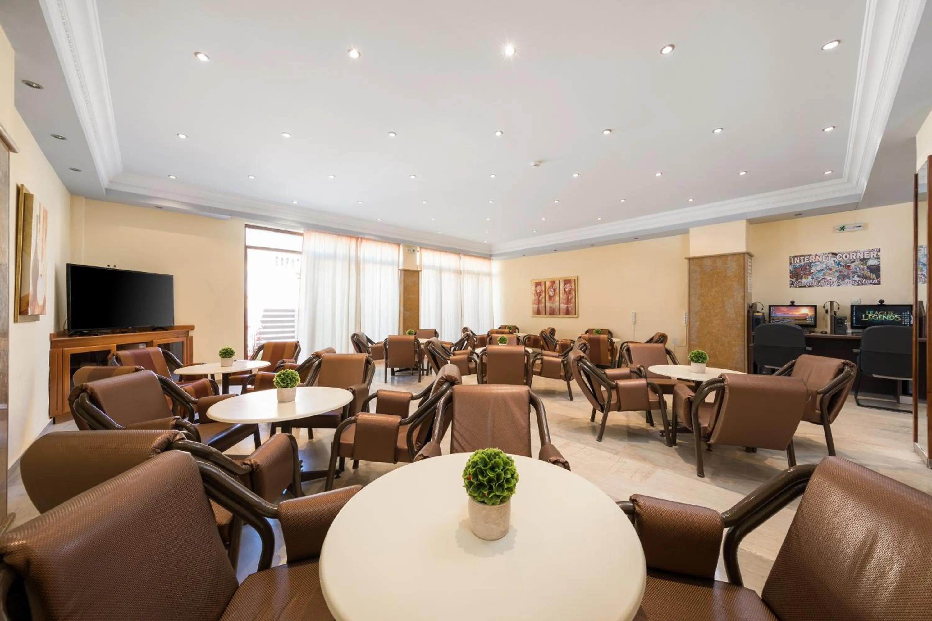 Lounge or bar in Lefkimi Hotel