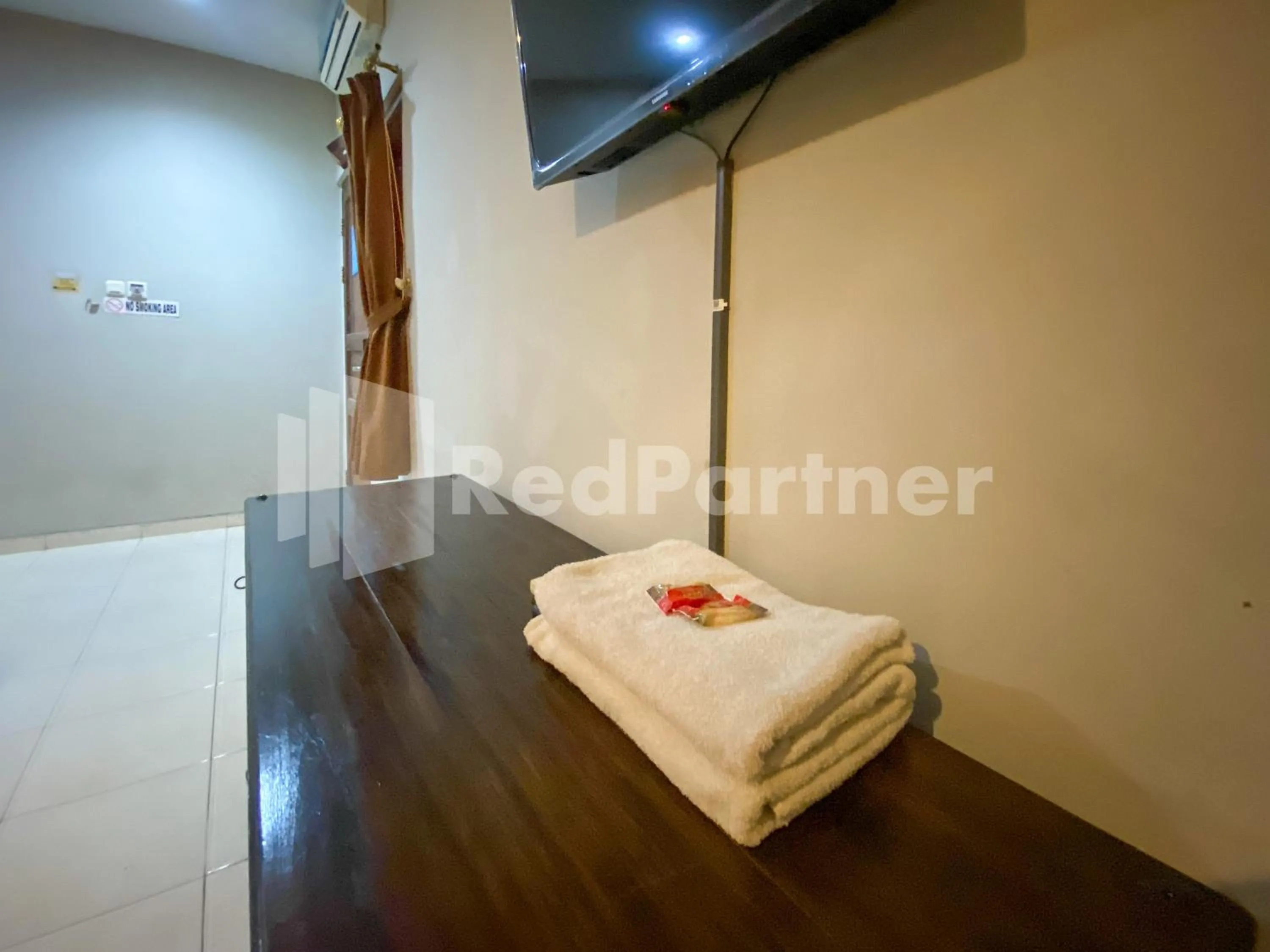 Bedroom in Istana Griya 2 Hotel Solo RedPartner