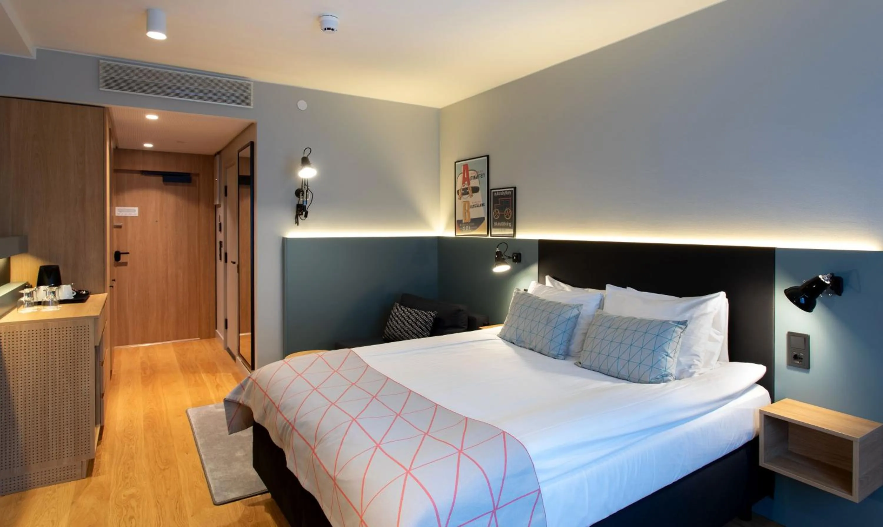 Photo of the whole room, Bed in Holiday Inn Helsinki - Expo by IHG