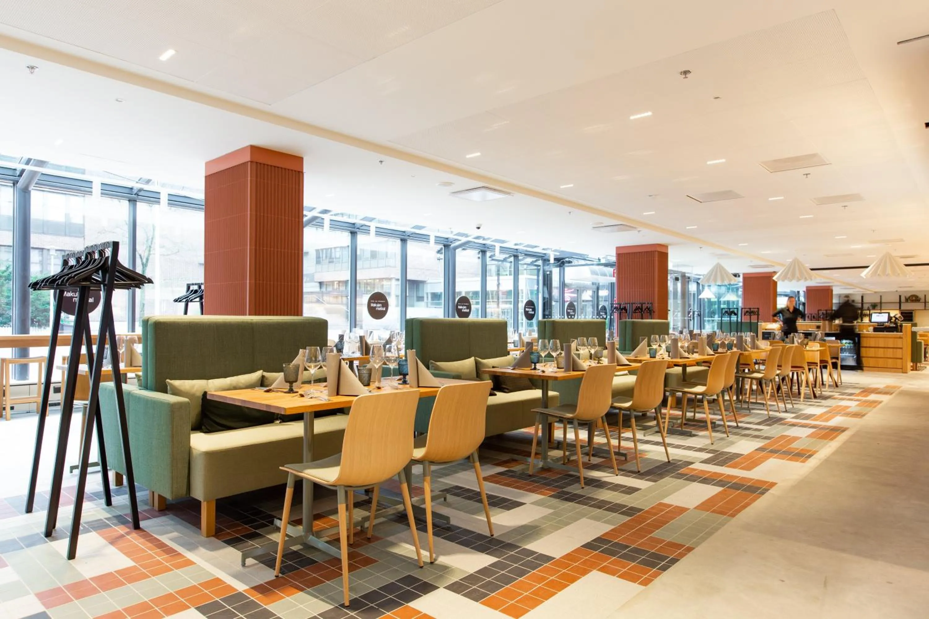 Restaurant/places to eat in Holiday Inn Helsinki - Expo by IHG
