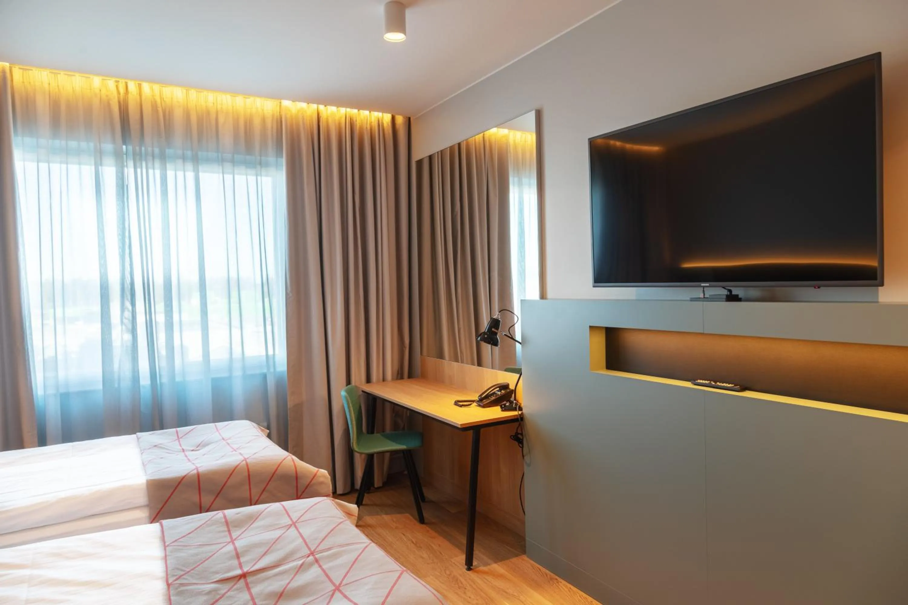 Photo of the whole room, Bed in Holiday Inn Helsinki - Expo by IHG