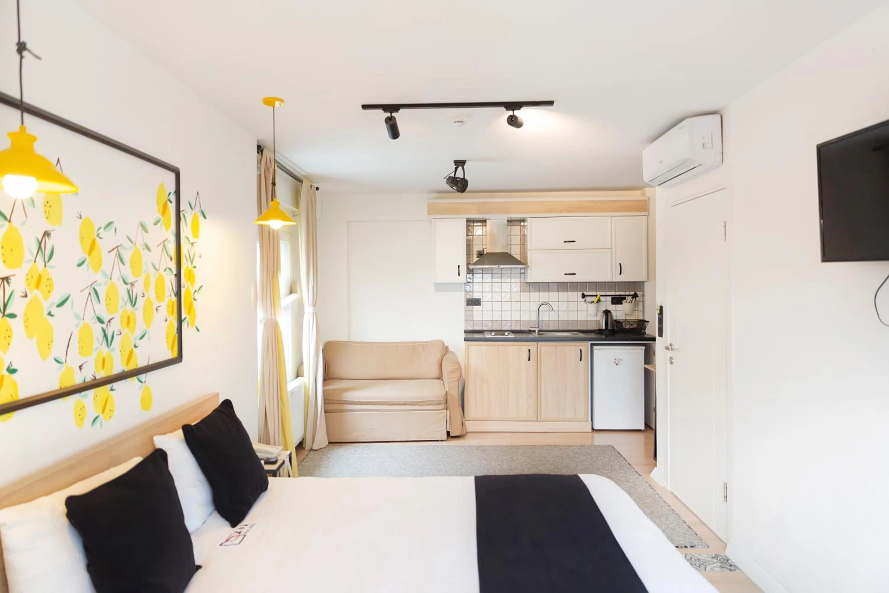 Photo of the whole room in Ada Apart Otel