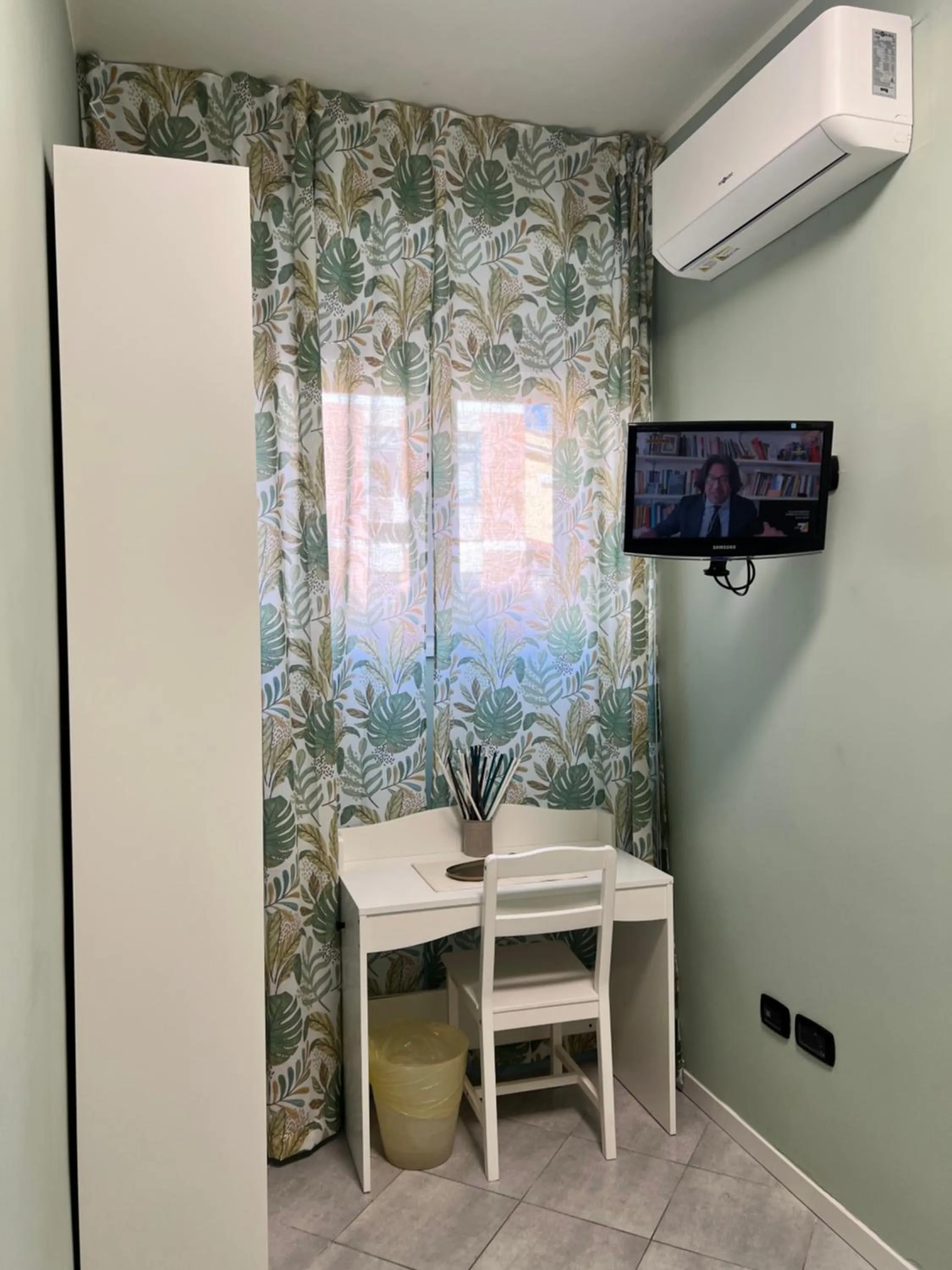 TV and multimedia in Guest House Esty