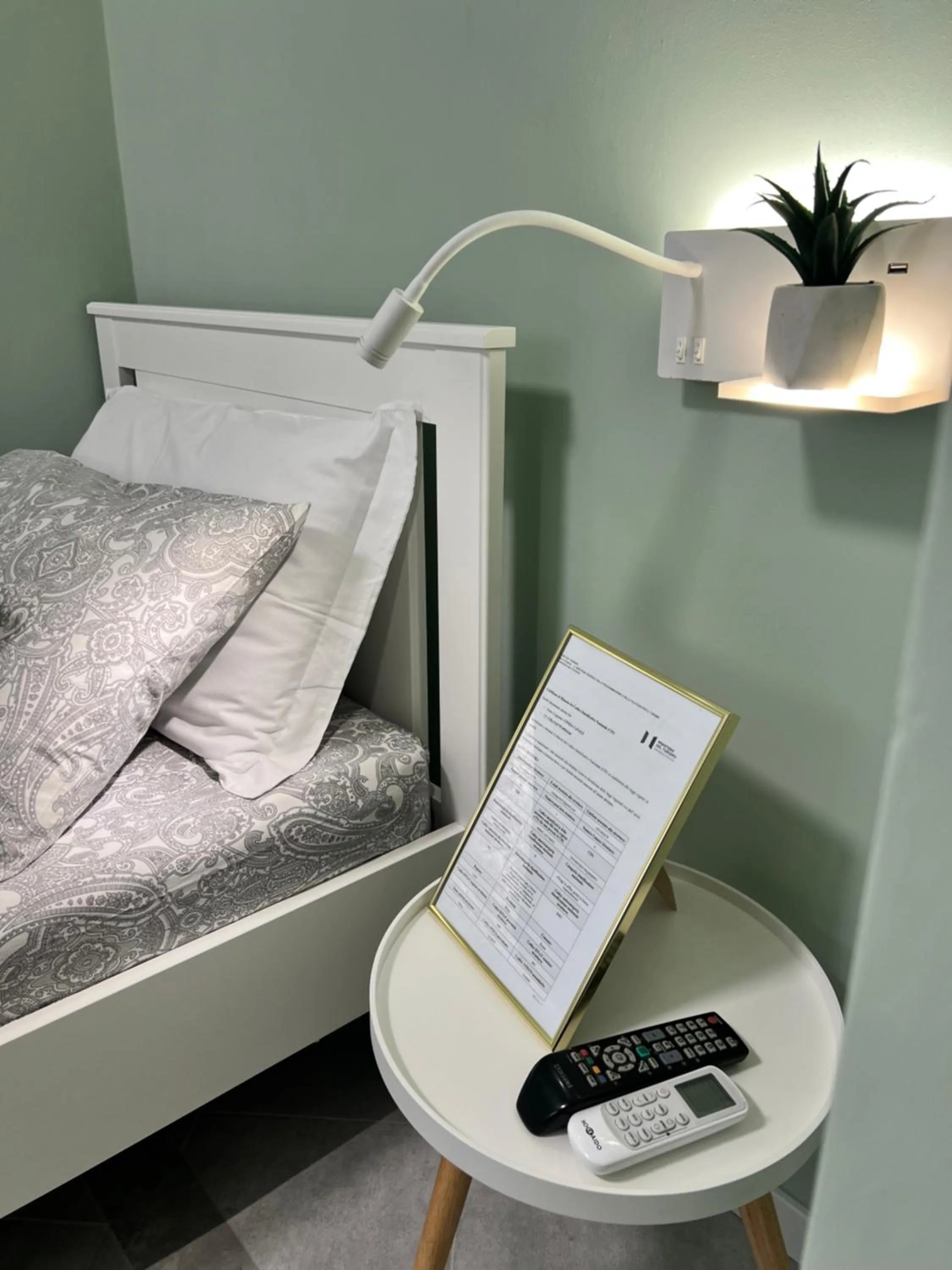 Bedroom, Bed in Guest House Esty