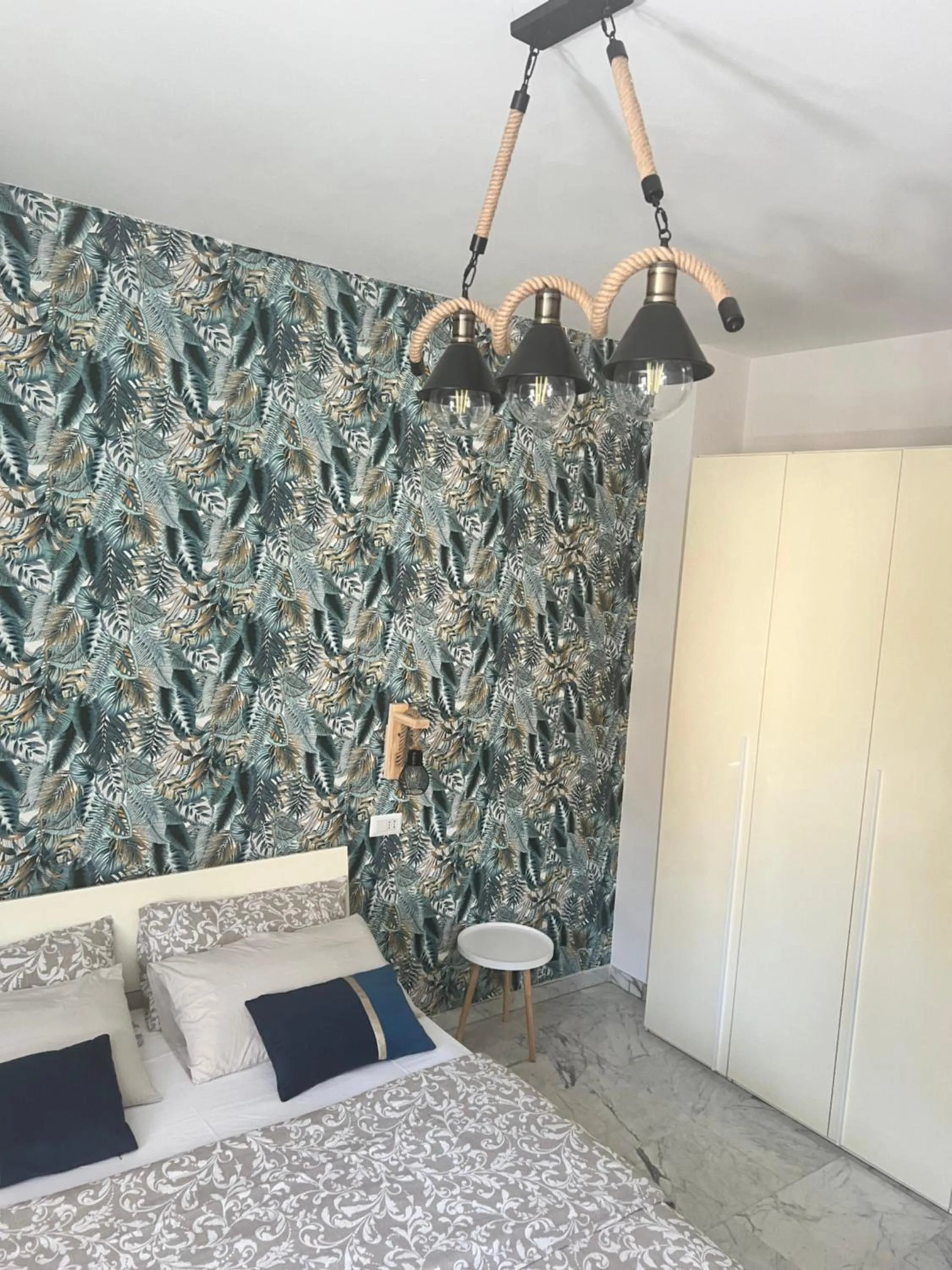 wardrobe, Bed in Guest House Esty