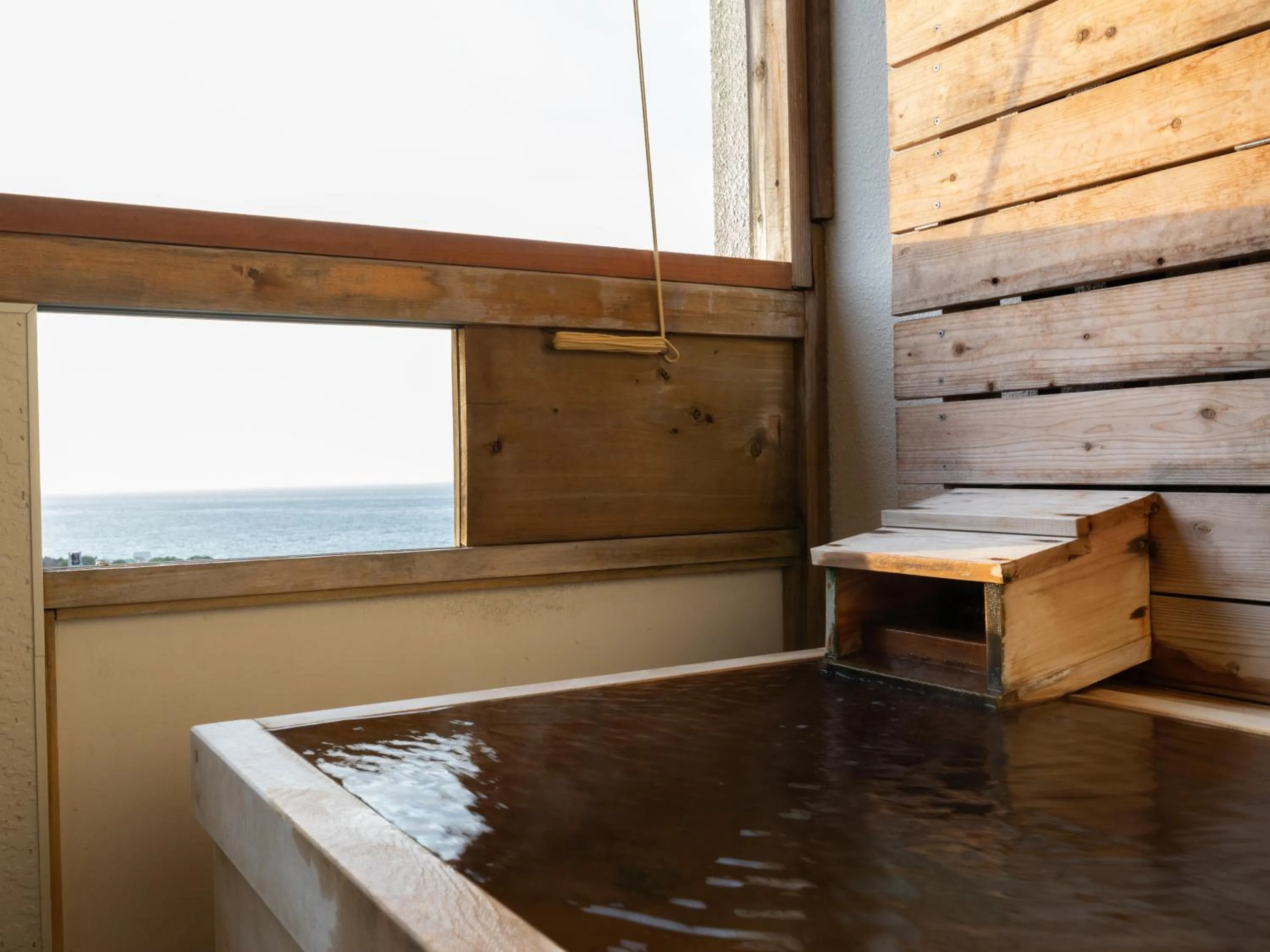 Open Air Bath in Hotel Tenzankaku Kaiyutei