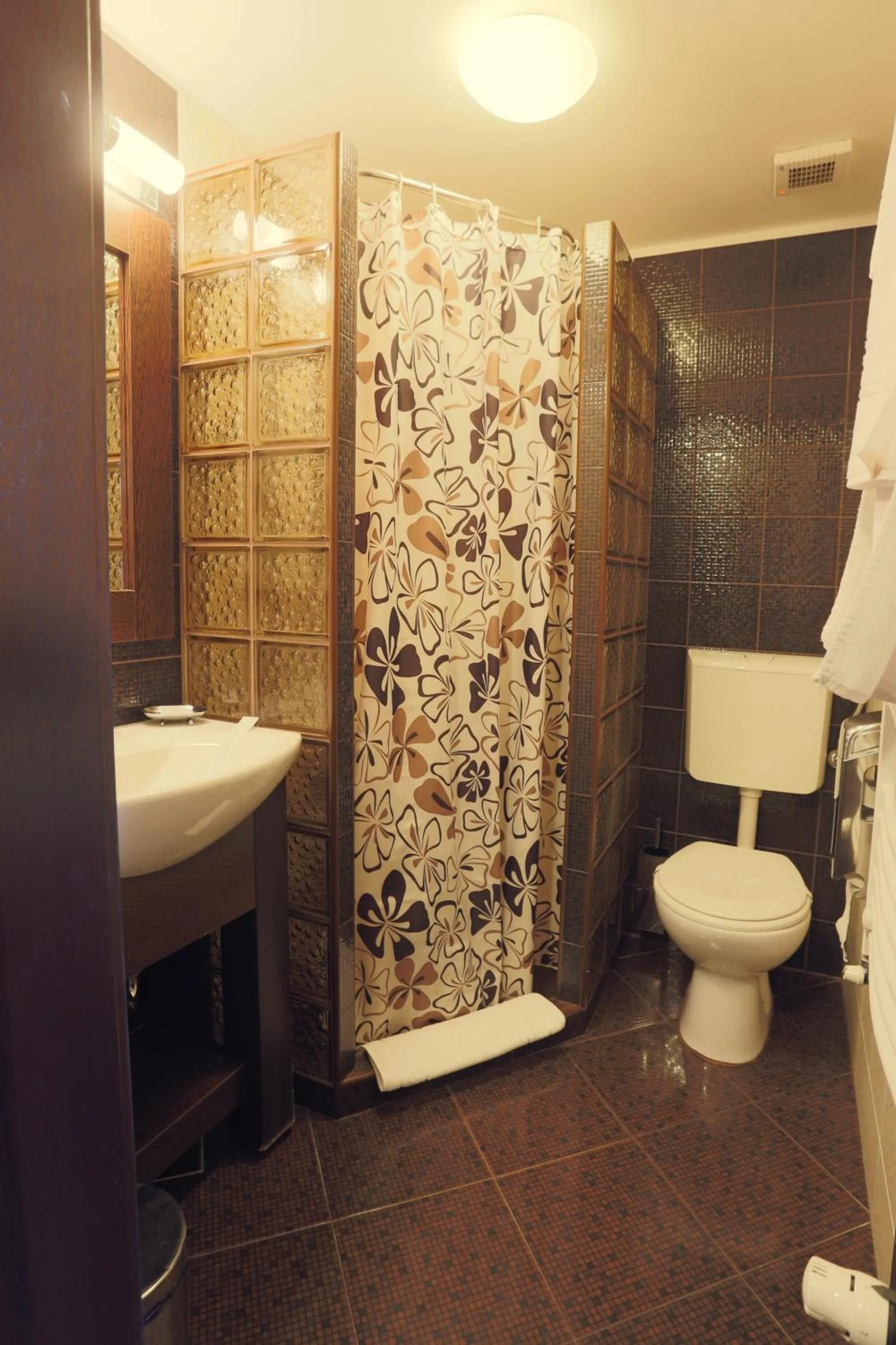 Bathroom in Pension Tempo