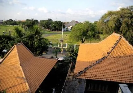 Omah Sinten Heritage Hotel & Resto