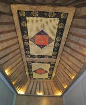 Omah Sinten Heritage Hotel & Resto