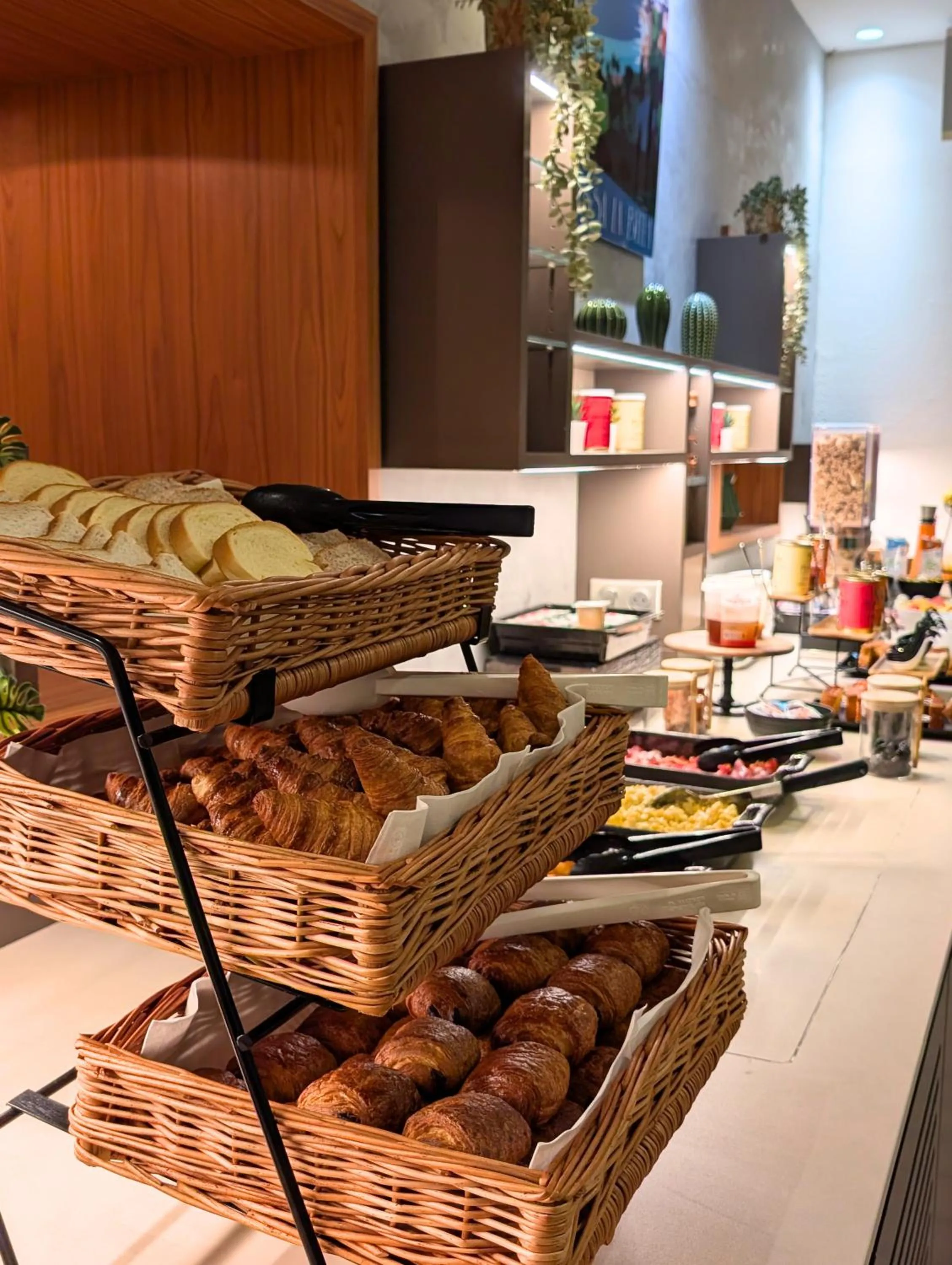 Breakfast in Hotel Le Saint Paul