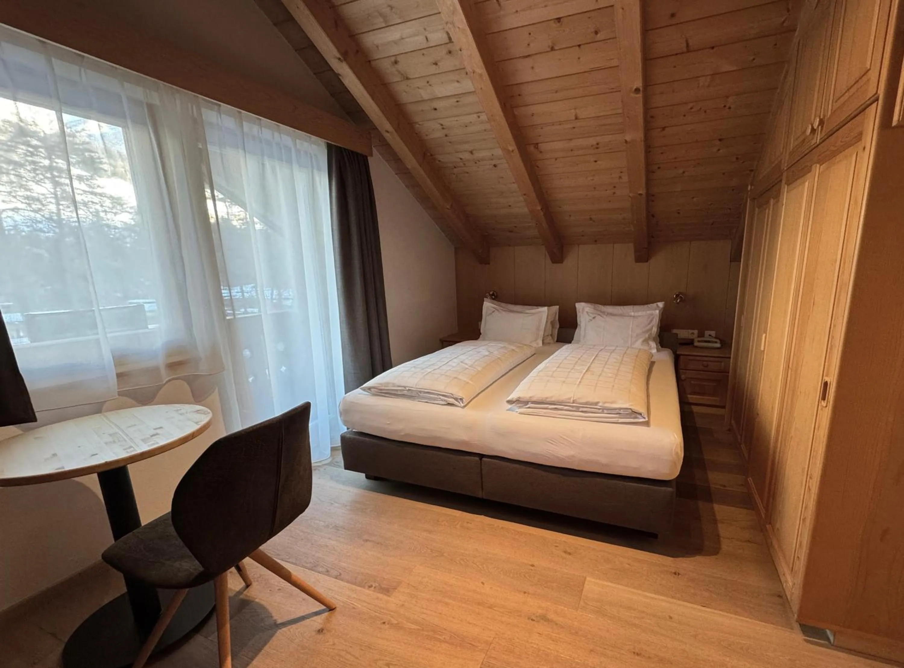 Bedroom, Bed in Hotel Gardenazza