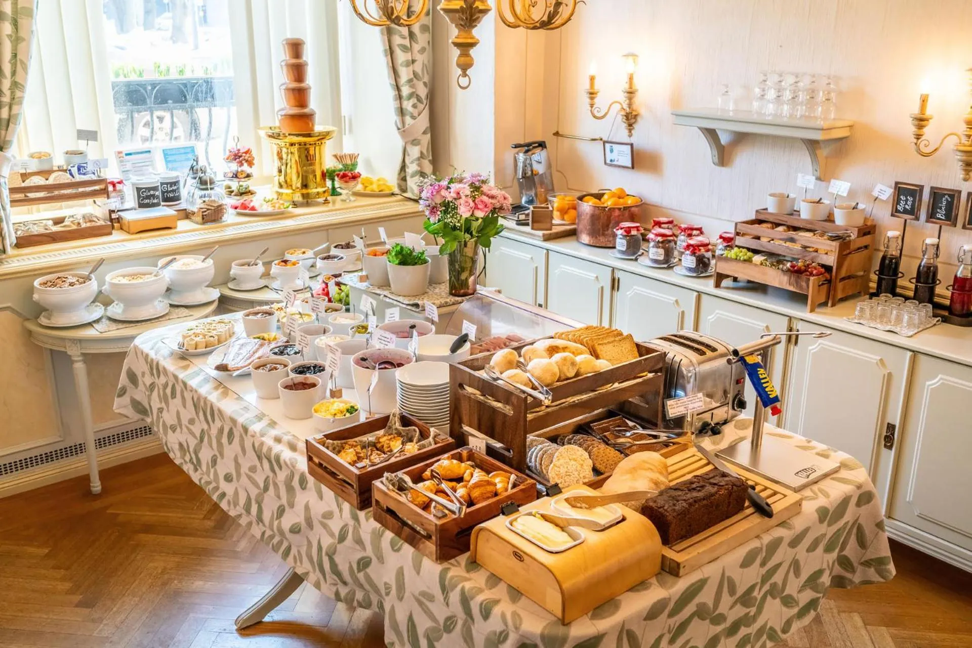 Food and drinks in Hotel Astor