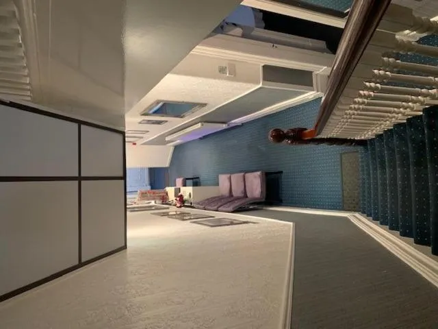 Bed in The Mornington Hotel