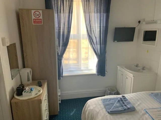 Bed in The Mornington Hotel