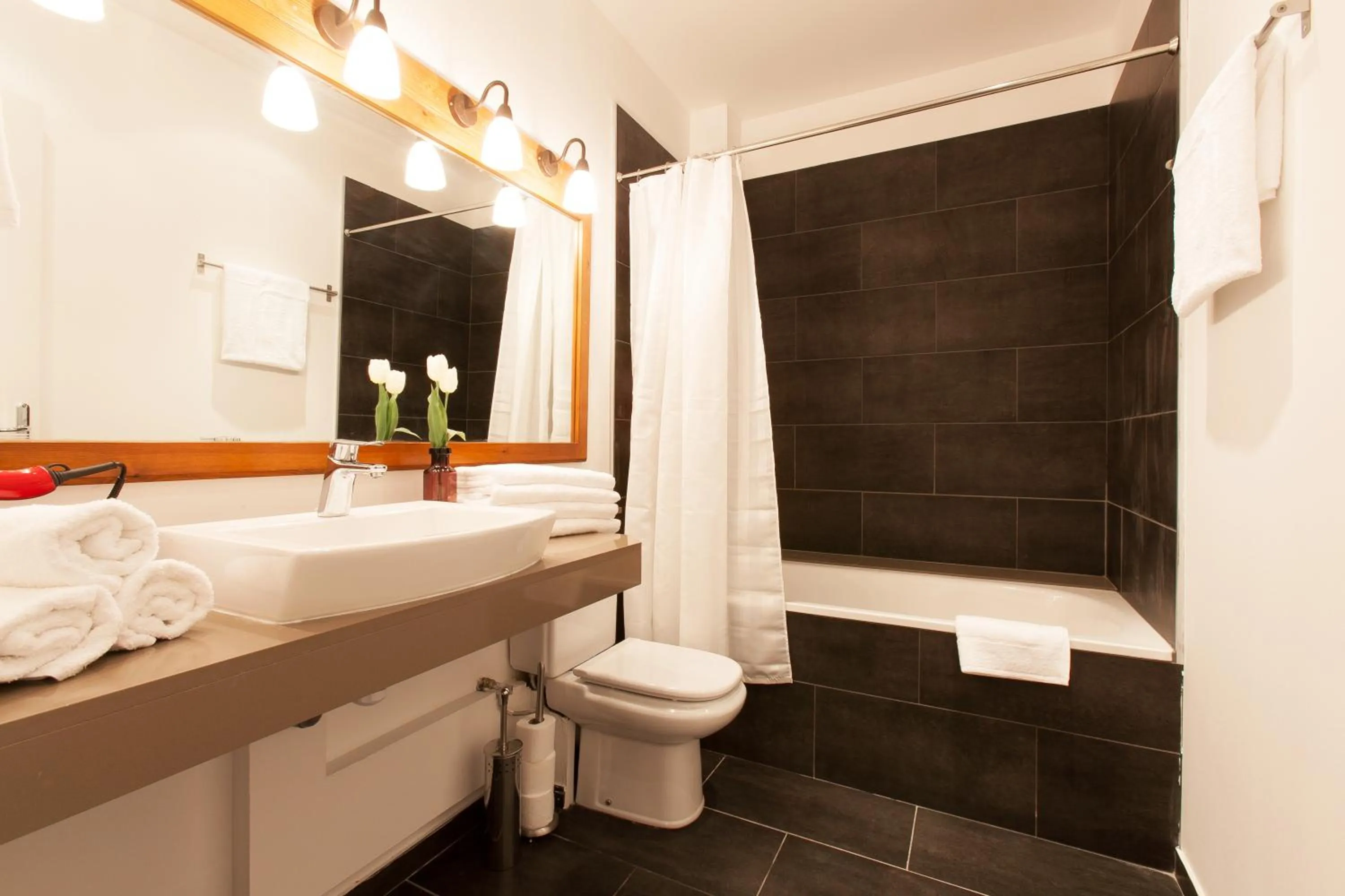 Bathroom in Serennia Apartamentos Ramblas - Plaça Catalunya