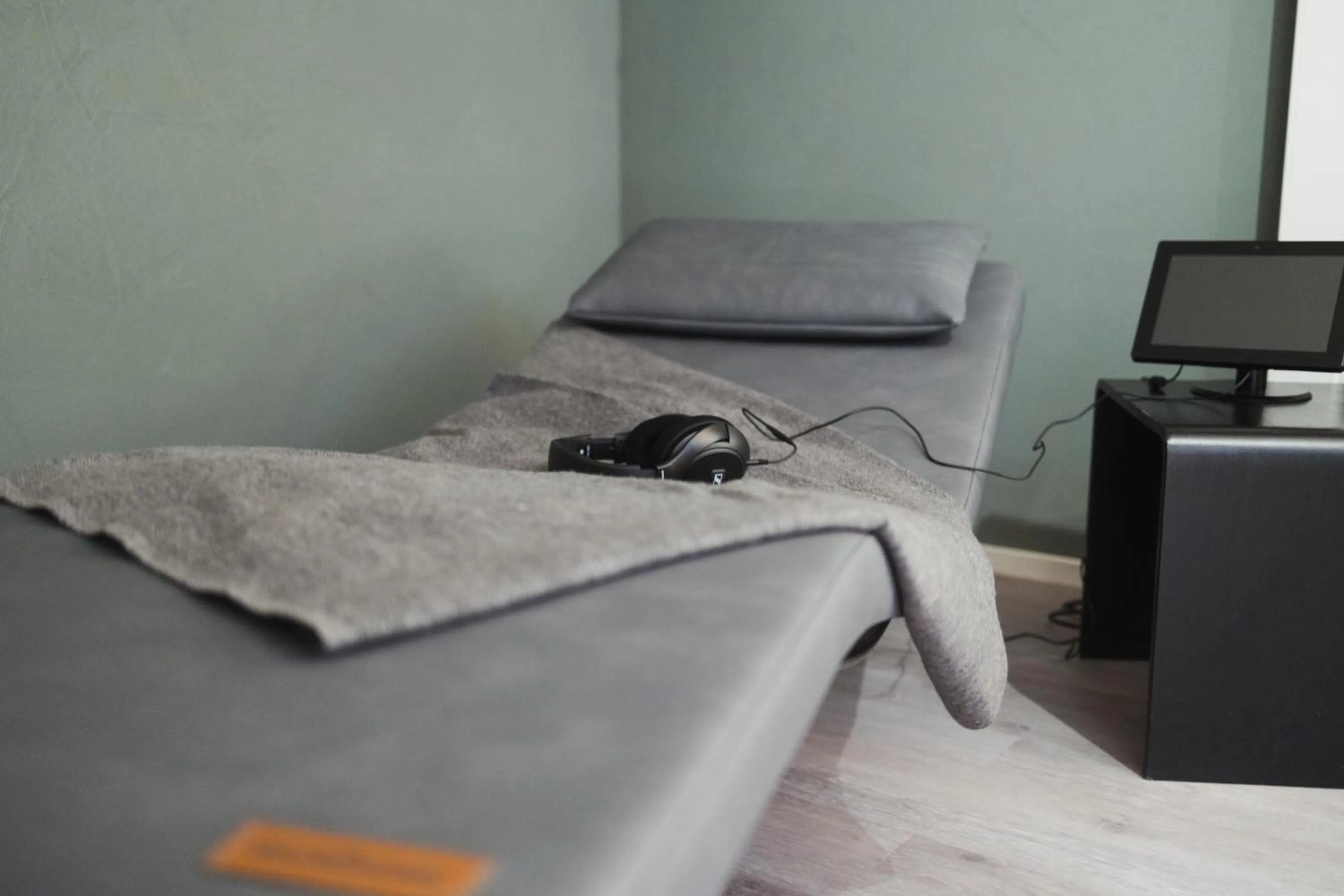 Fitness centre/facilities, Bed in GLO Hotel Art