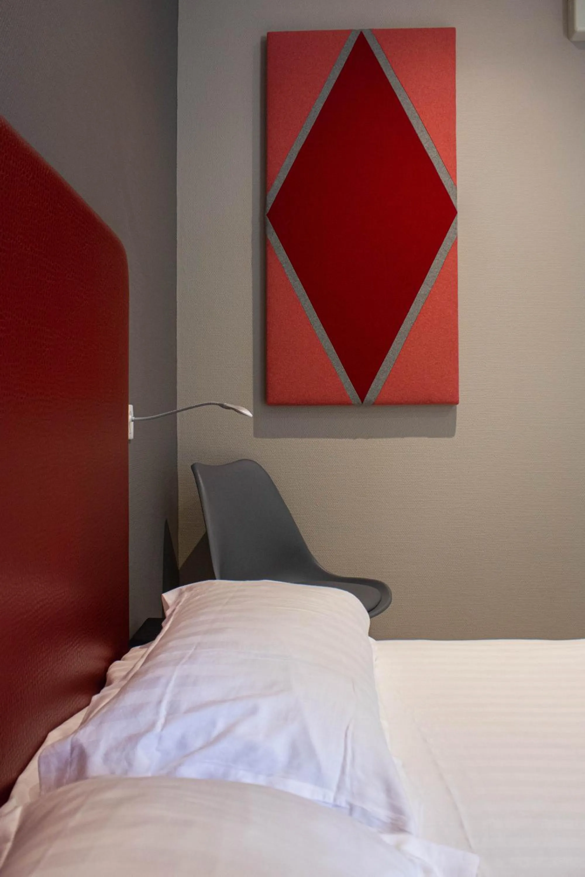 Decorative detail, Bed in La Source