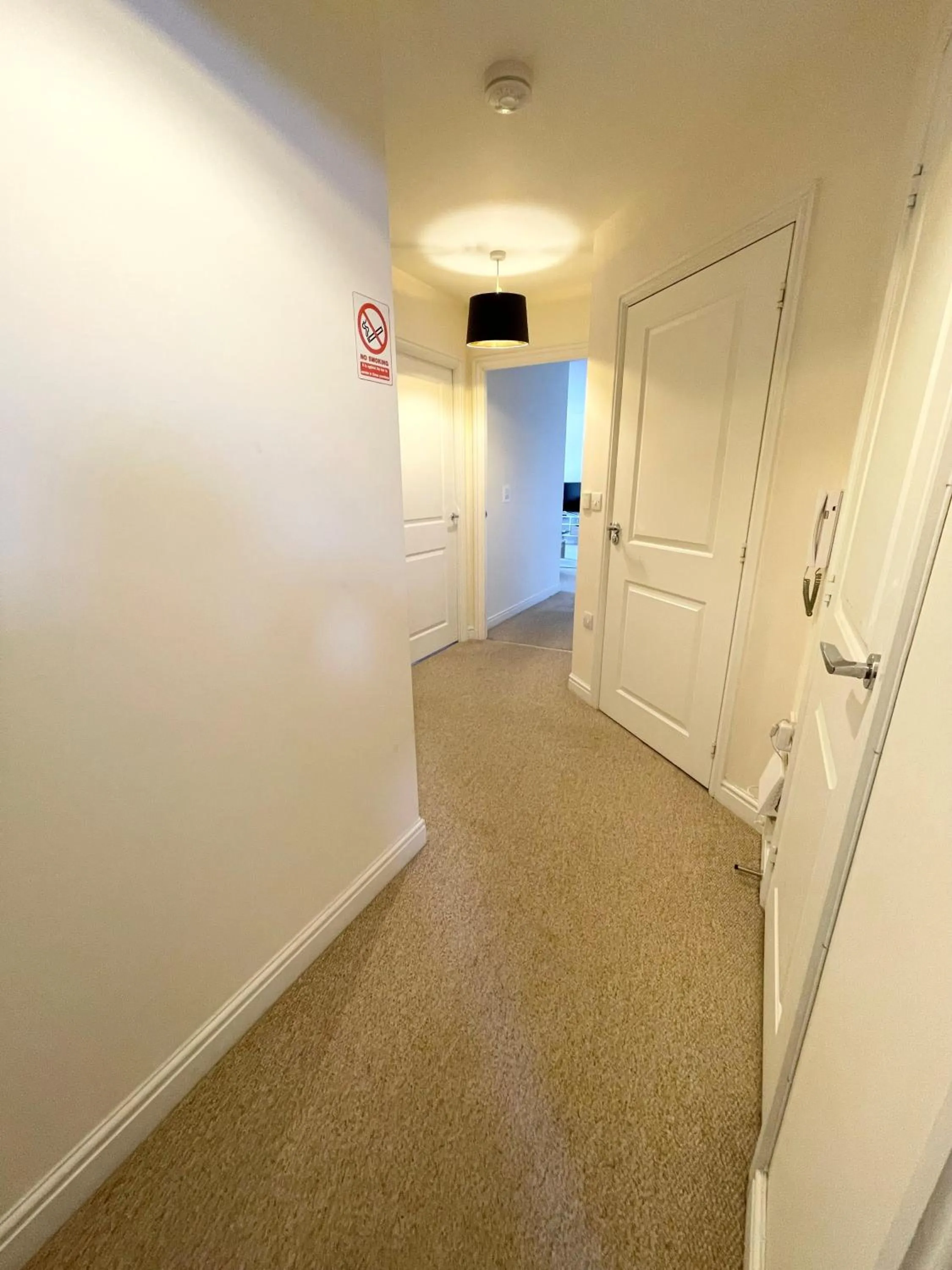 Blue Sky Apartments @Wallis Square, Farnborough