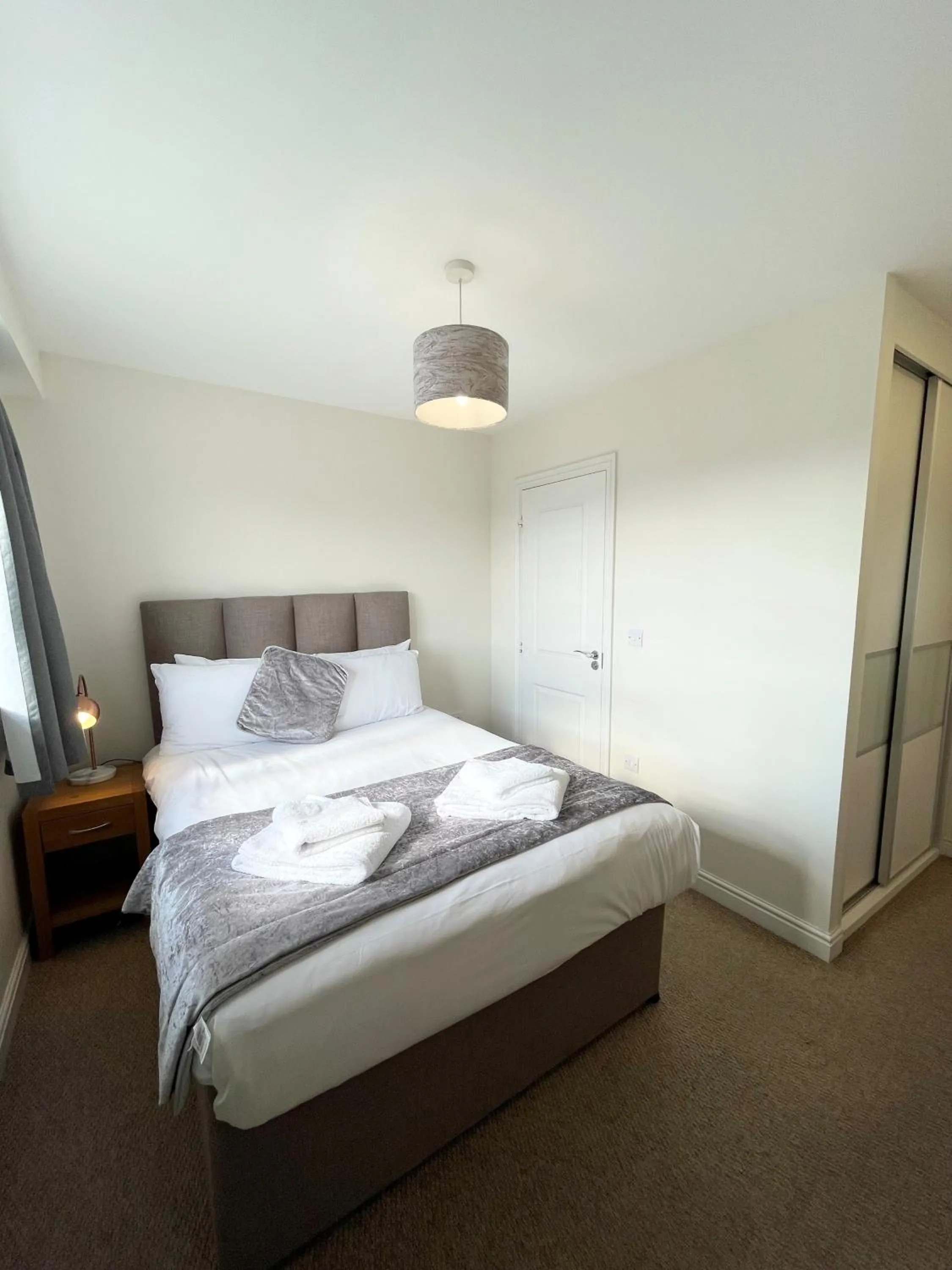 Bed in Blue Sky Apartments @Wallis Square, Farnborough