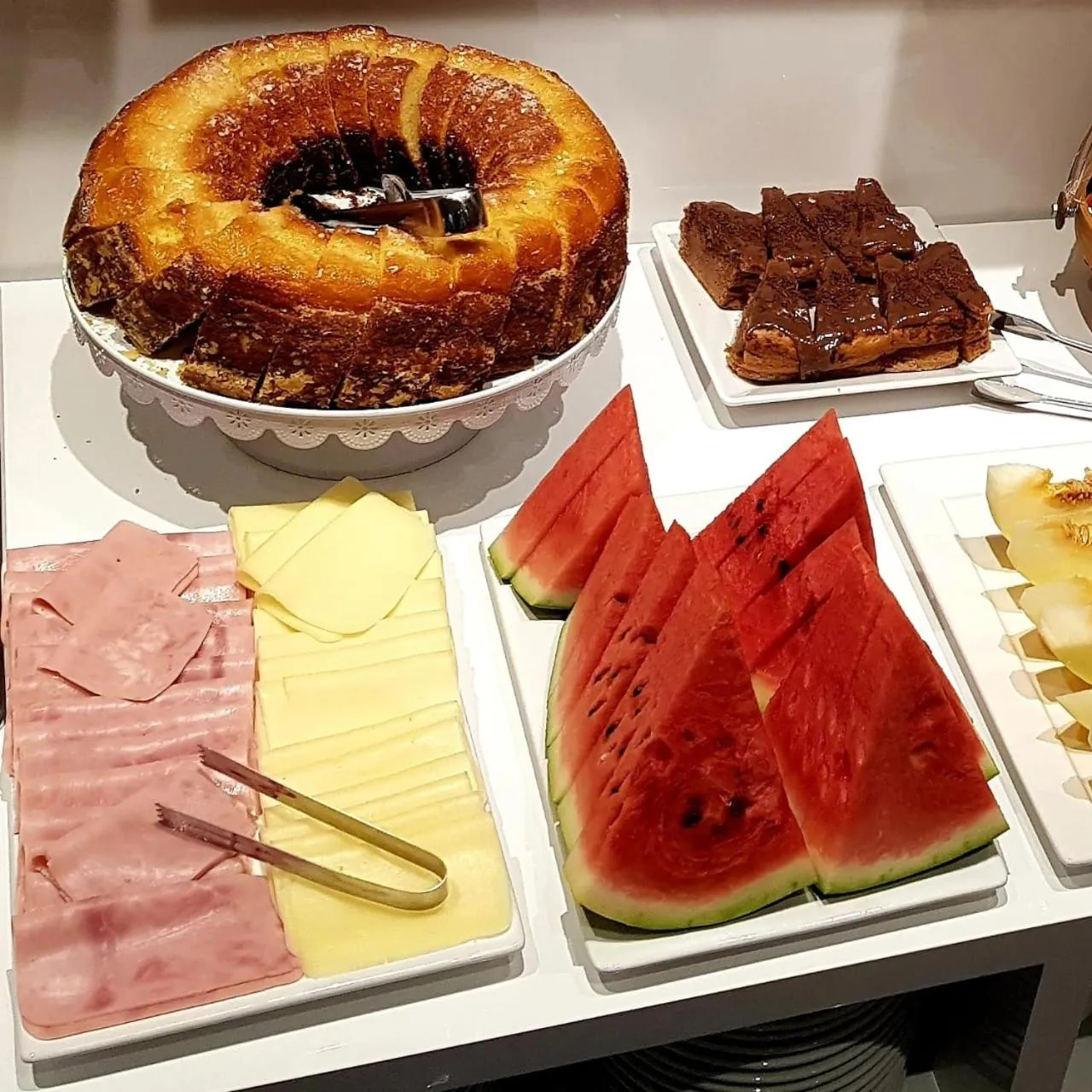 Breakfast in Hotel Alpha