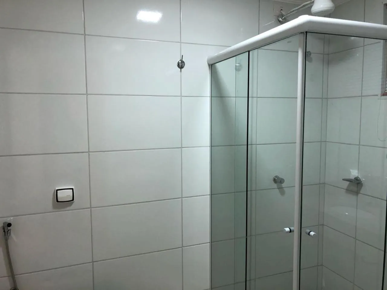 Shower in Hotel Alpha