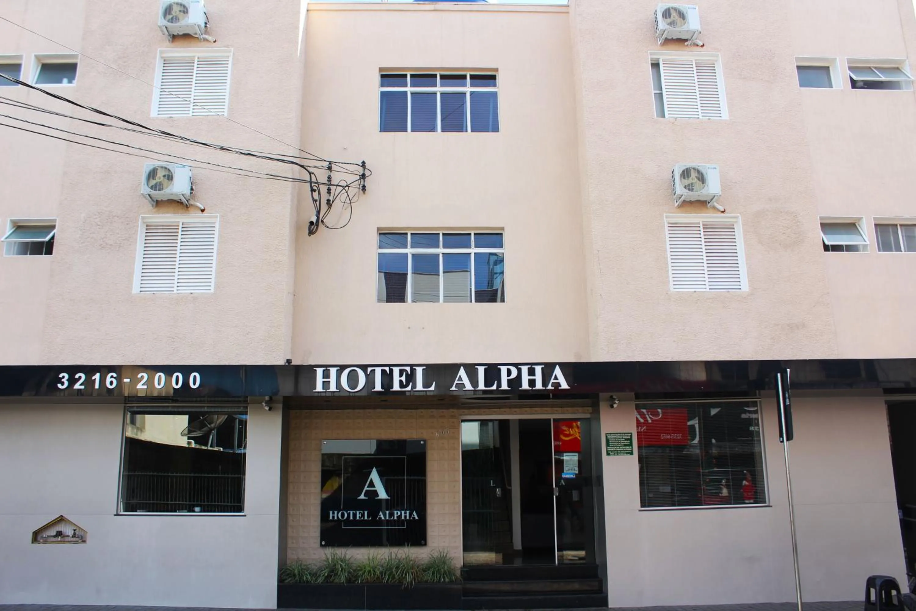 Facade/entrance in Hotel Alpha