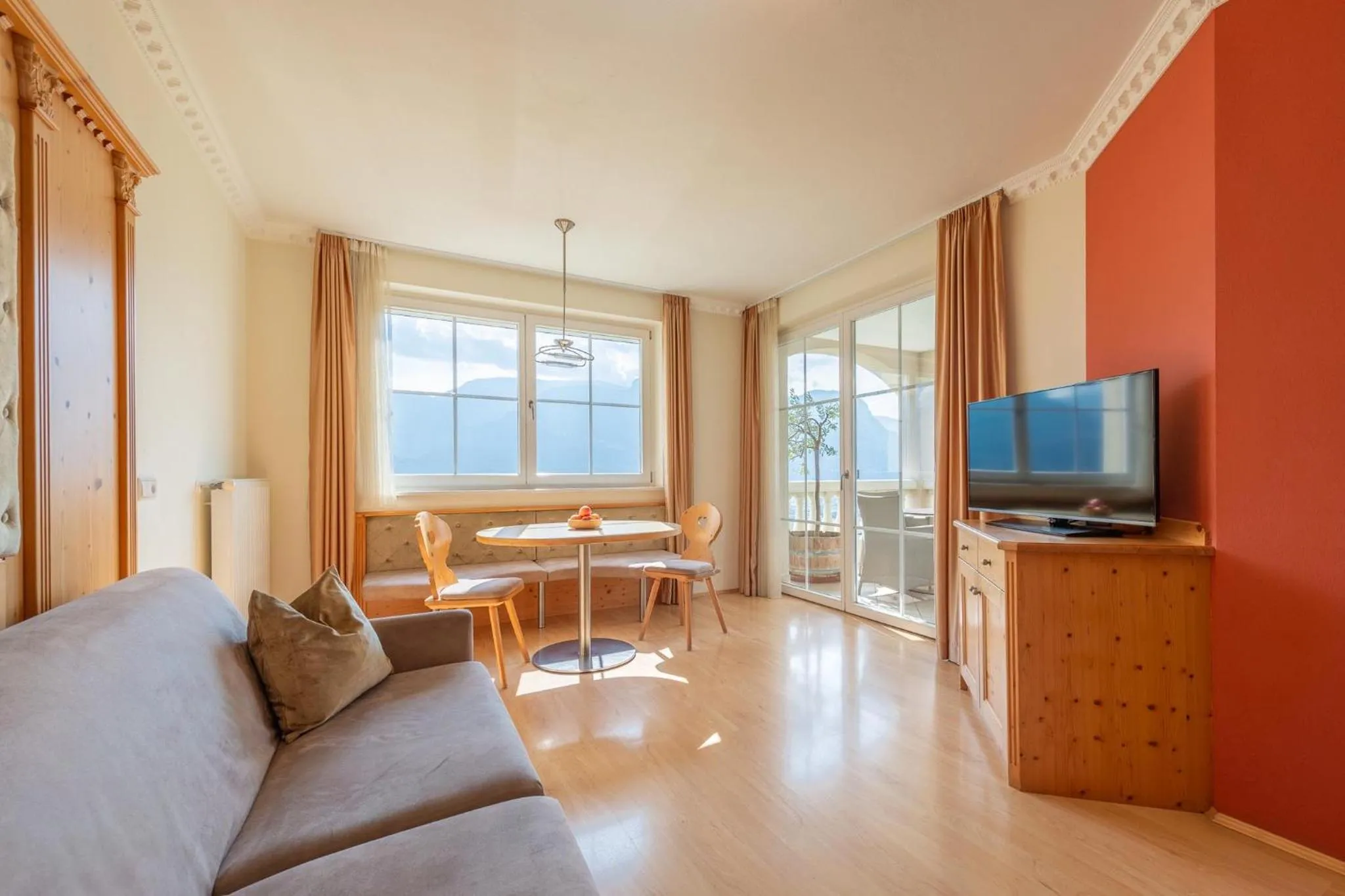 TV and multimedia in Panorama