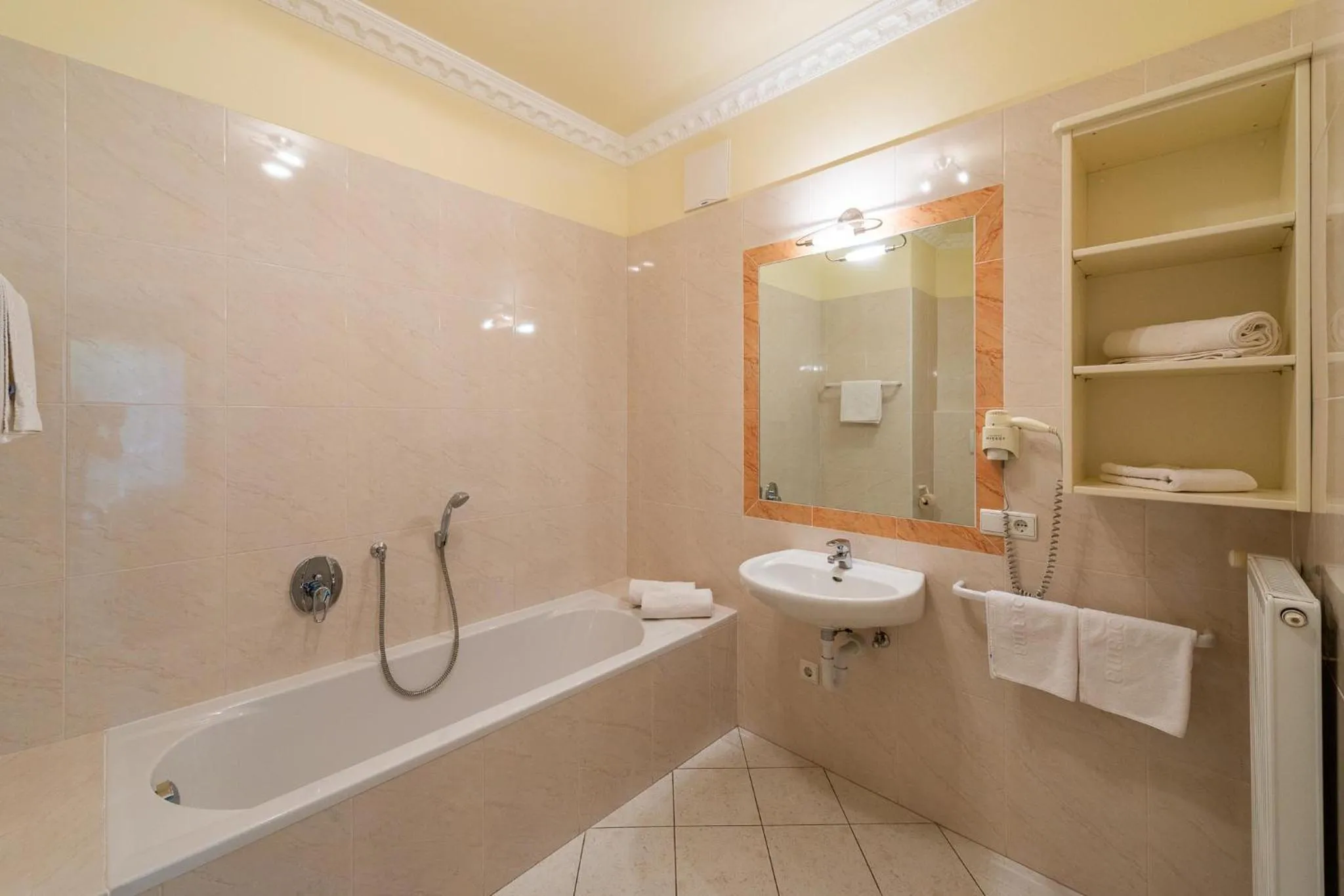 Bathroom in Panorama