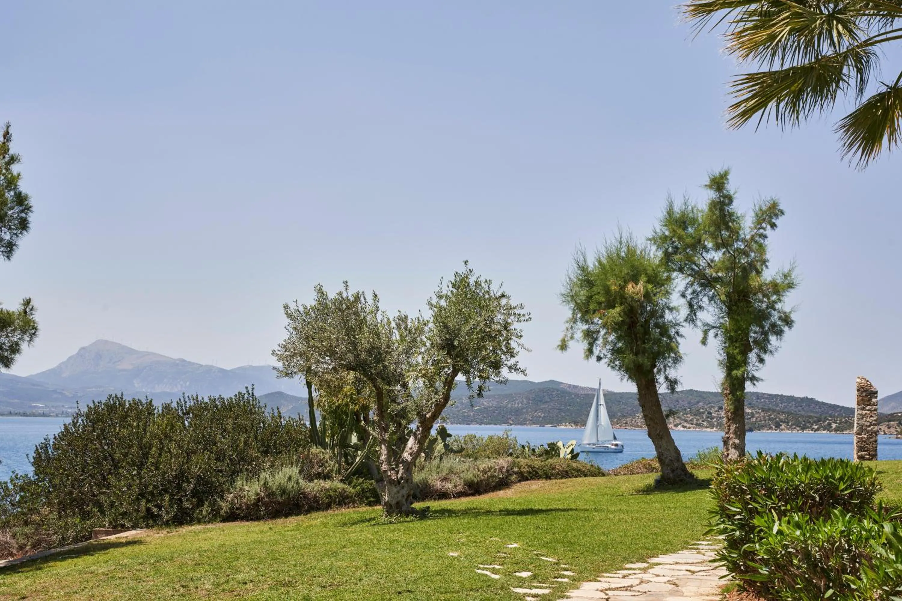 Garden in Xenia Poros Image Hotel