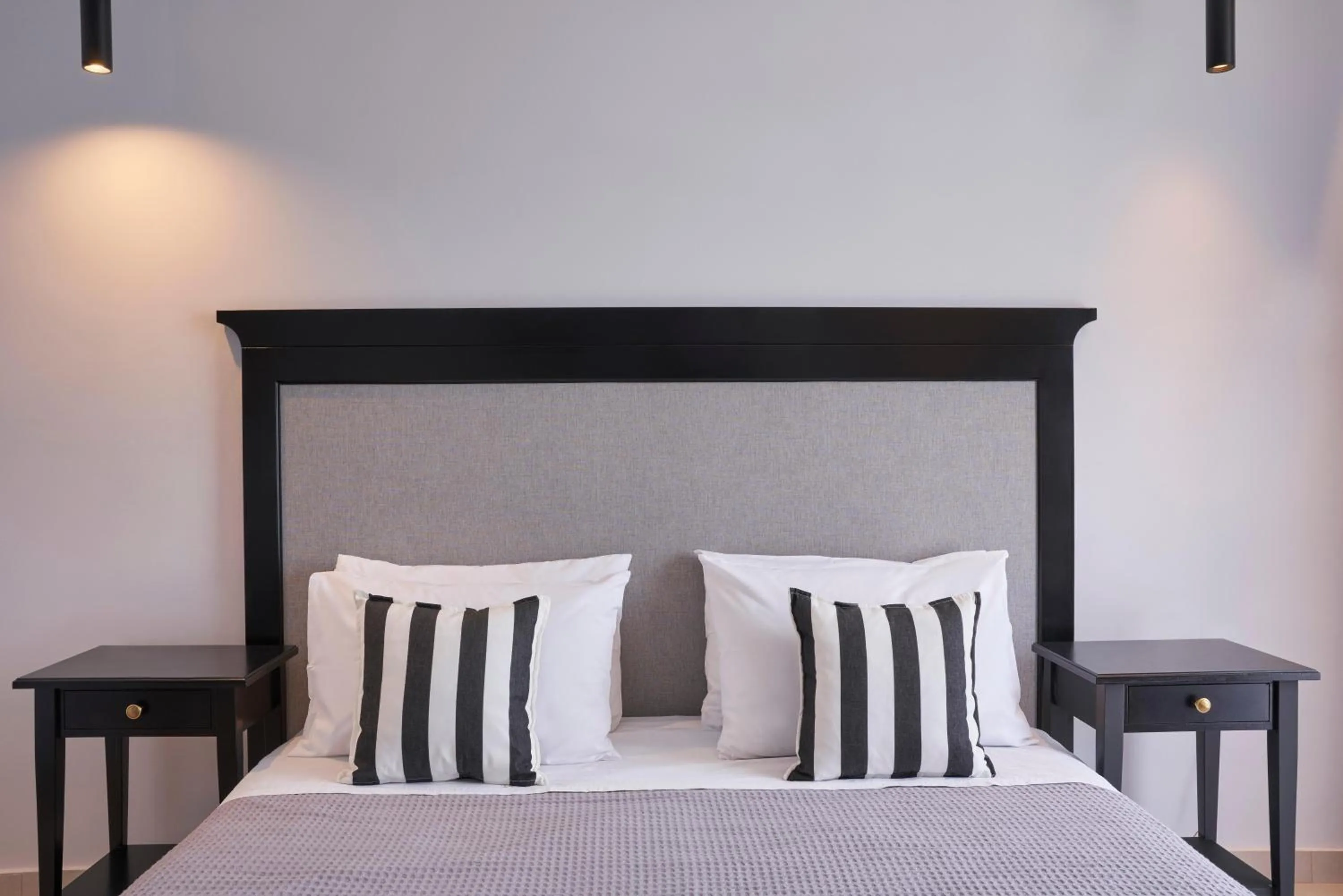 Photo of the whole room, Bed in Xenia Poros Image Hotel