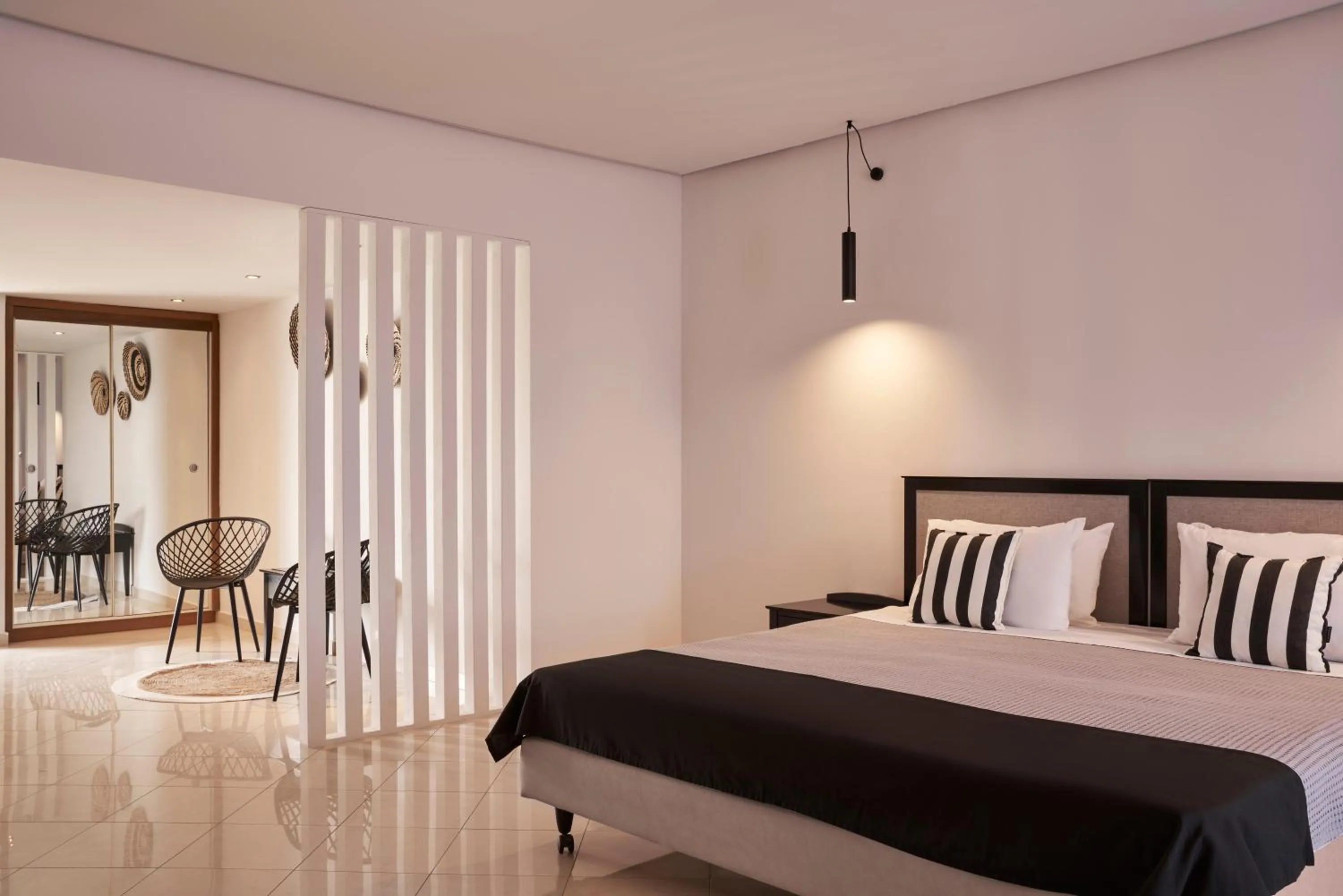 Photo of the whole room, Bed in Xenia Poros Image Hotel