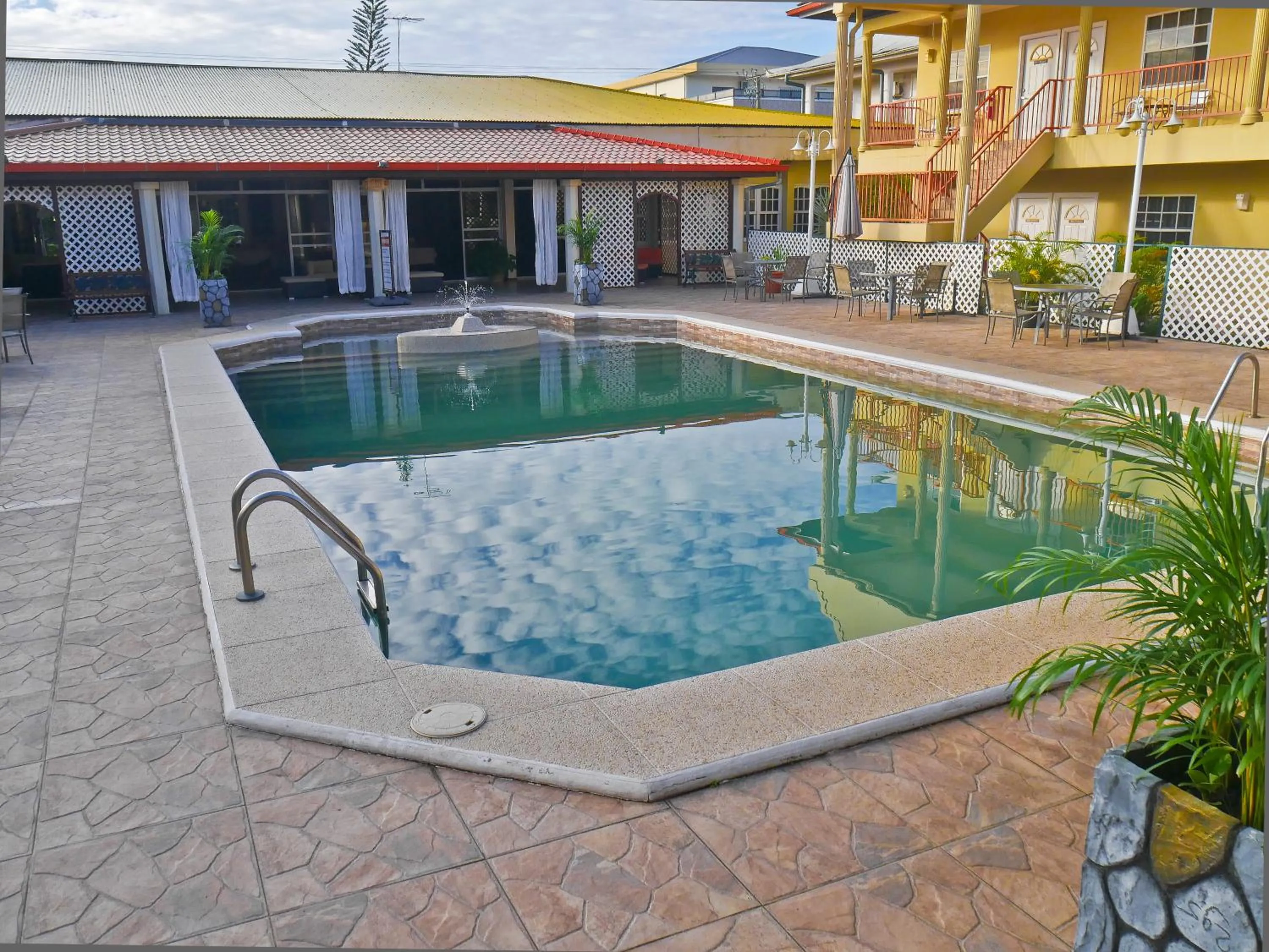 Pool view in Hotel North Resort