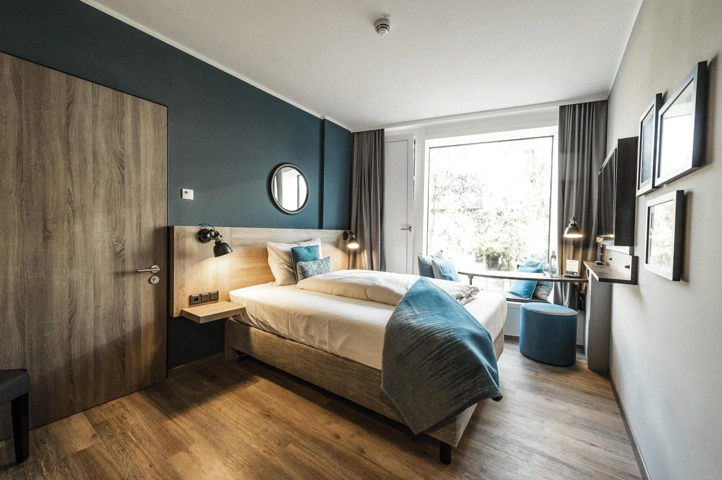 Bedroom, Bed in HARBR Hotel Konstanz, a member of Radisson Individuals