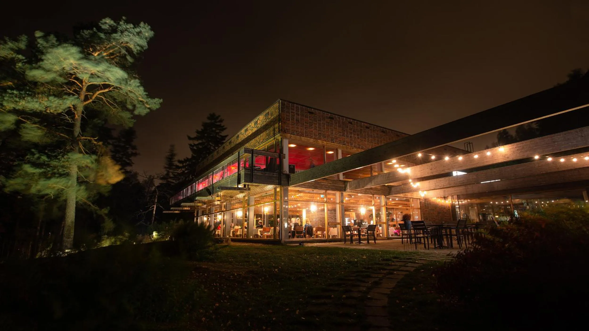 Property building in Hotel Rantapuisto