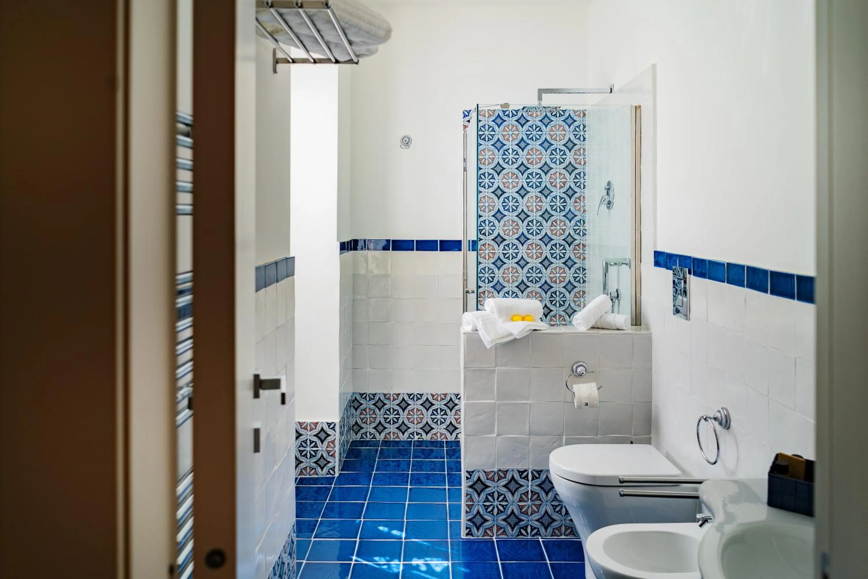 Bathroom in Lemon Factor Sorrento