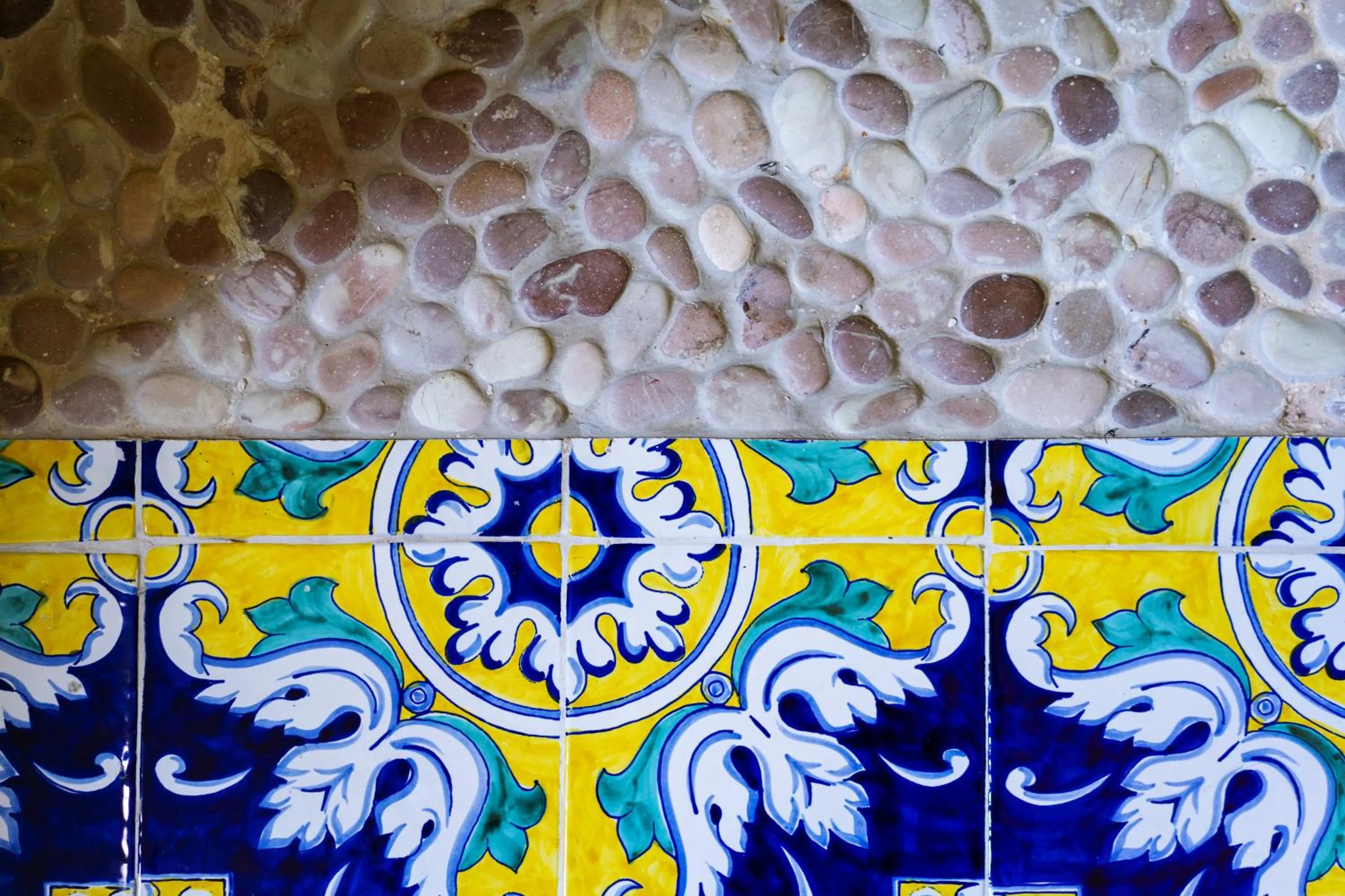 Shower in Lemon Factor Sorrento