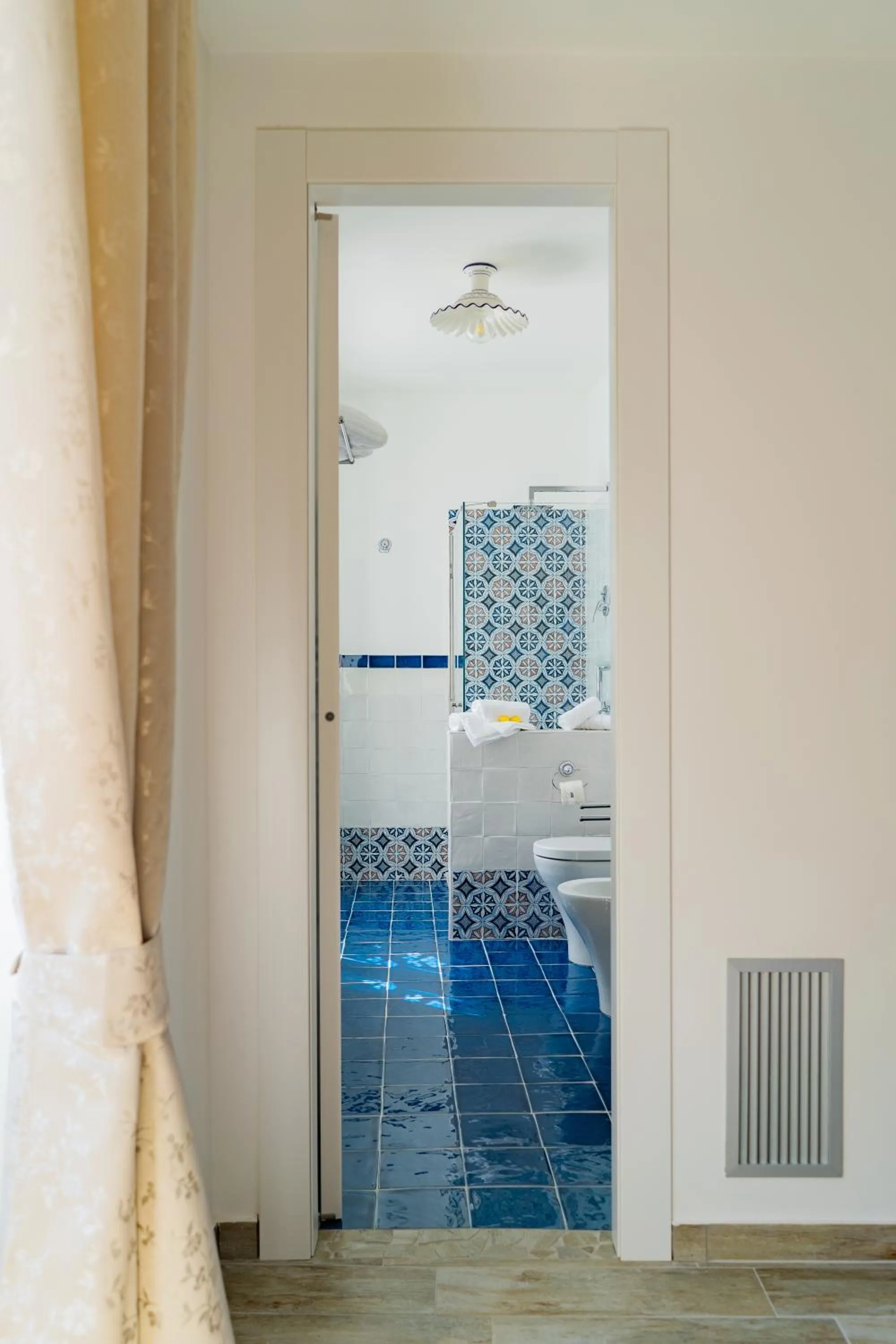 Bathroom in Lemon Factor Sorrento