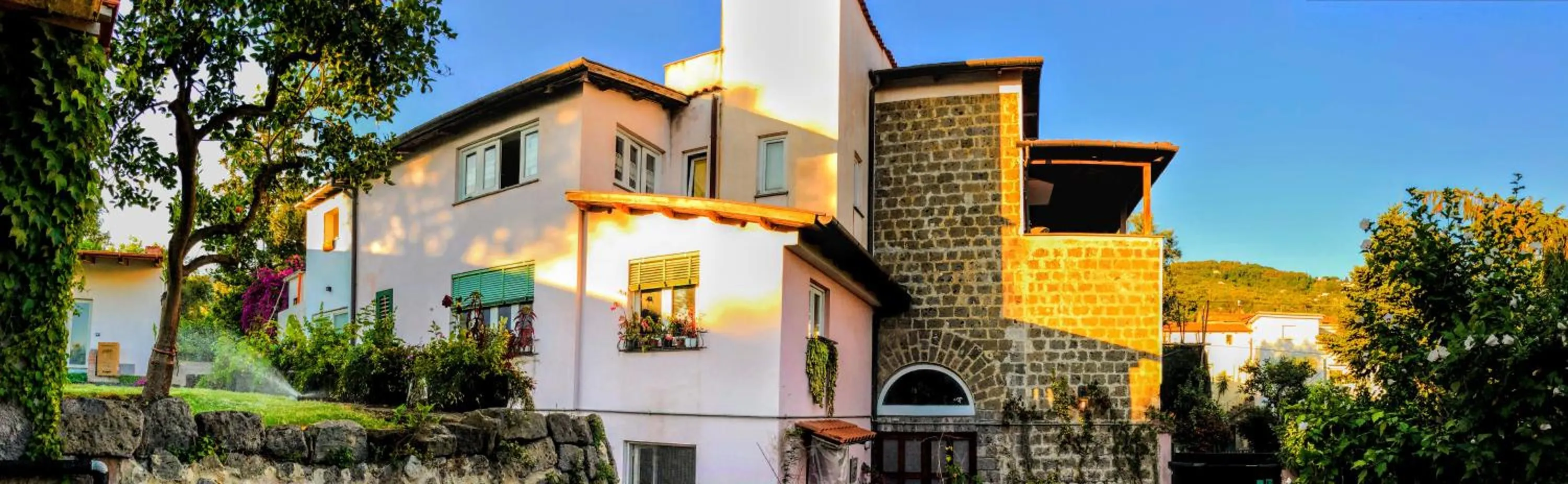 Property building in Lemon Factor Sorrento