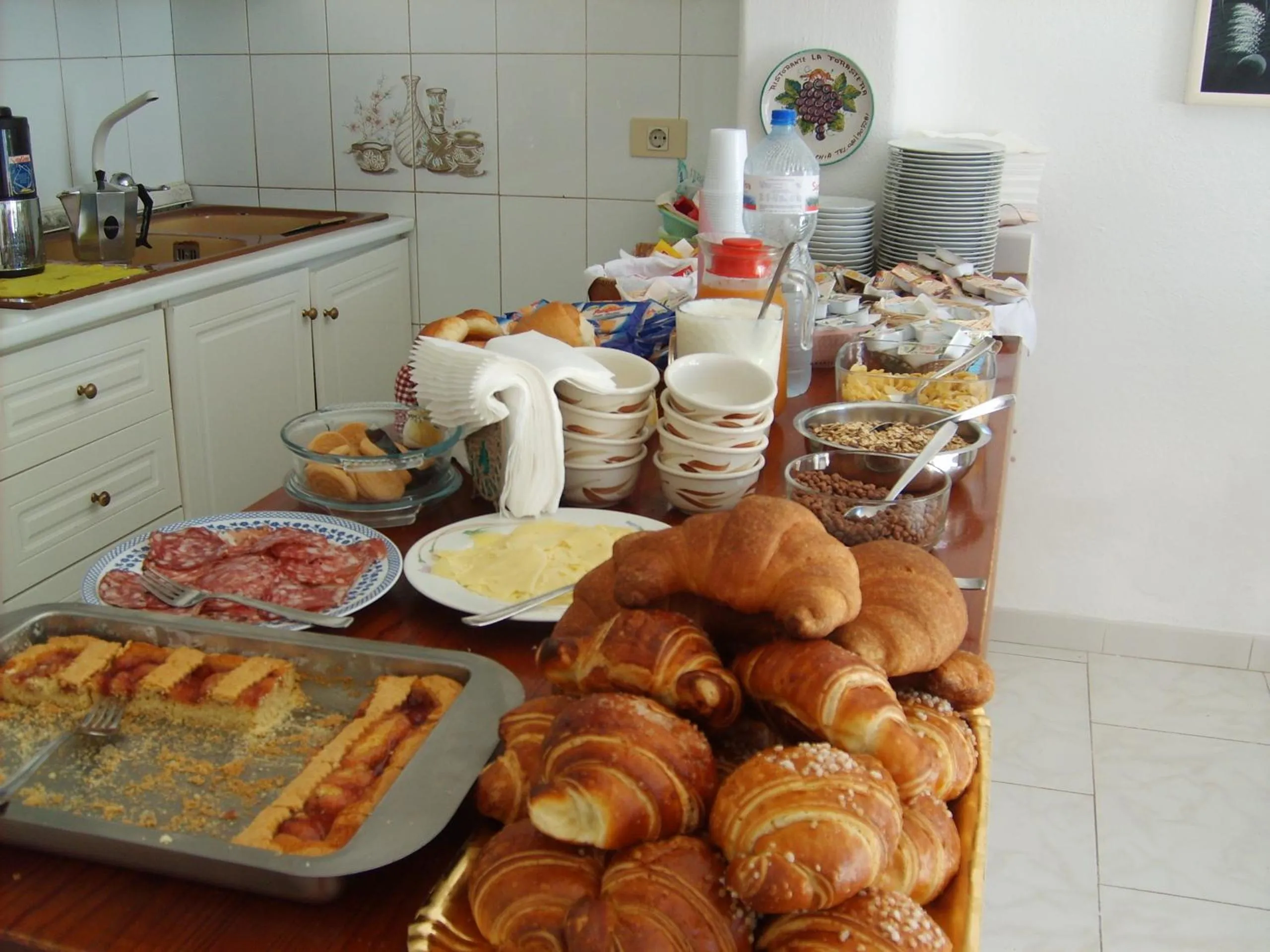 Restaurant/places to eat in Villa Natalina