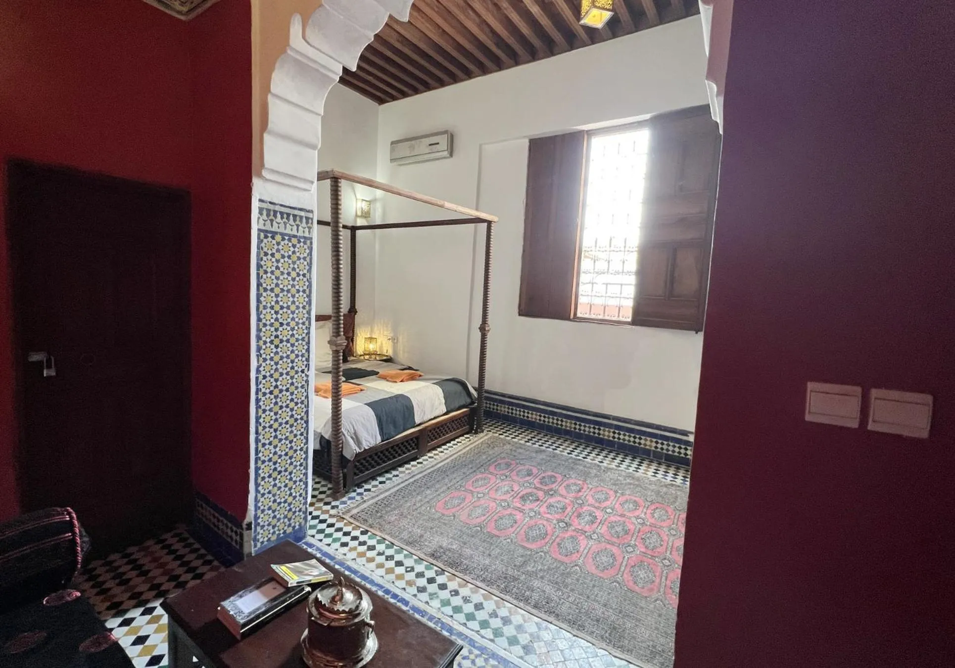 Bed in Riad Dezayn