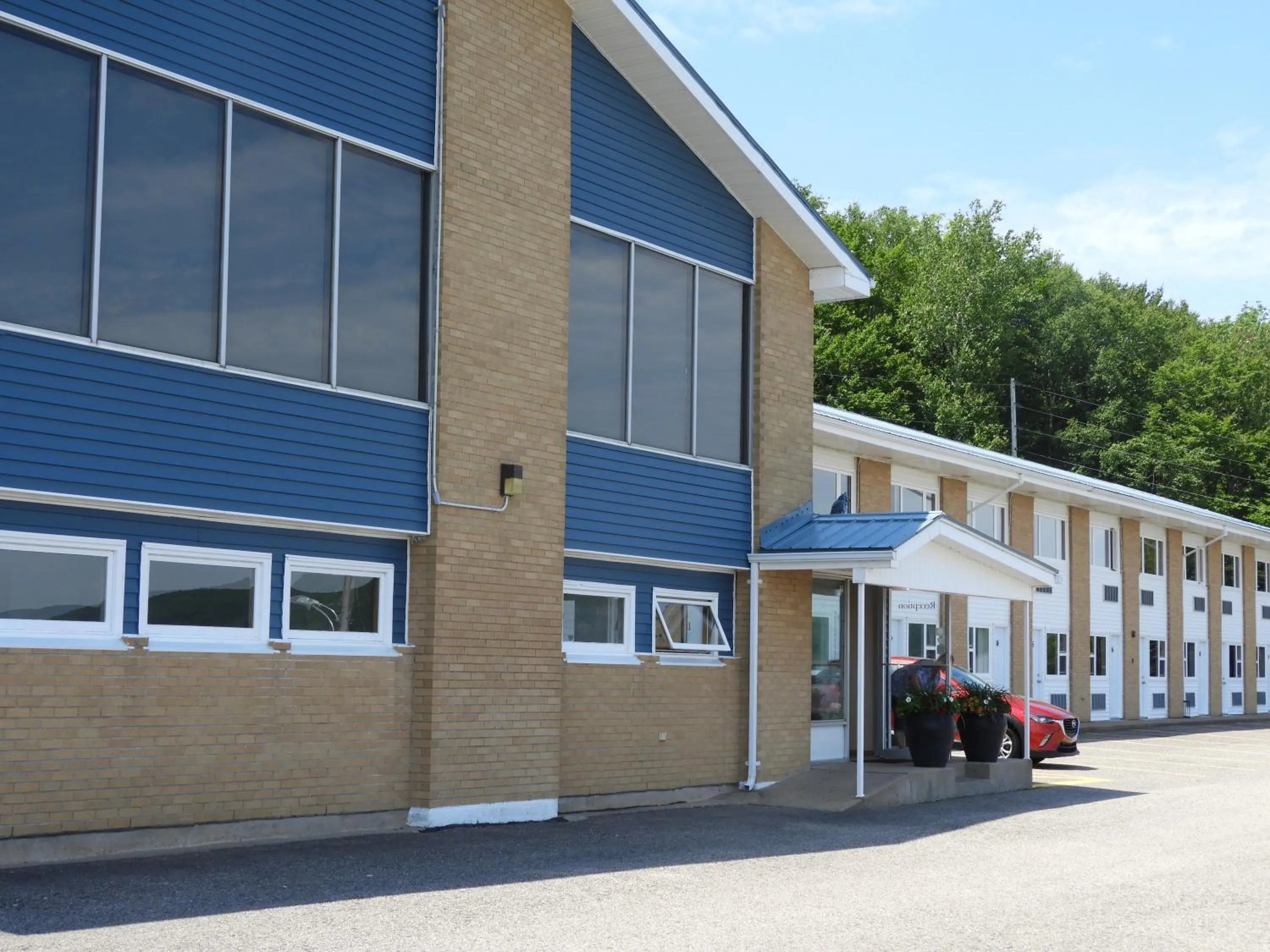 Facade/entrance in Admiral Digby Inn Restaurant and Cottages