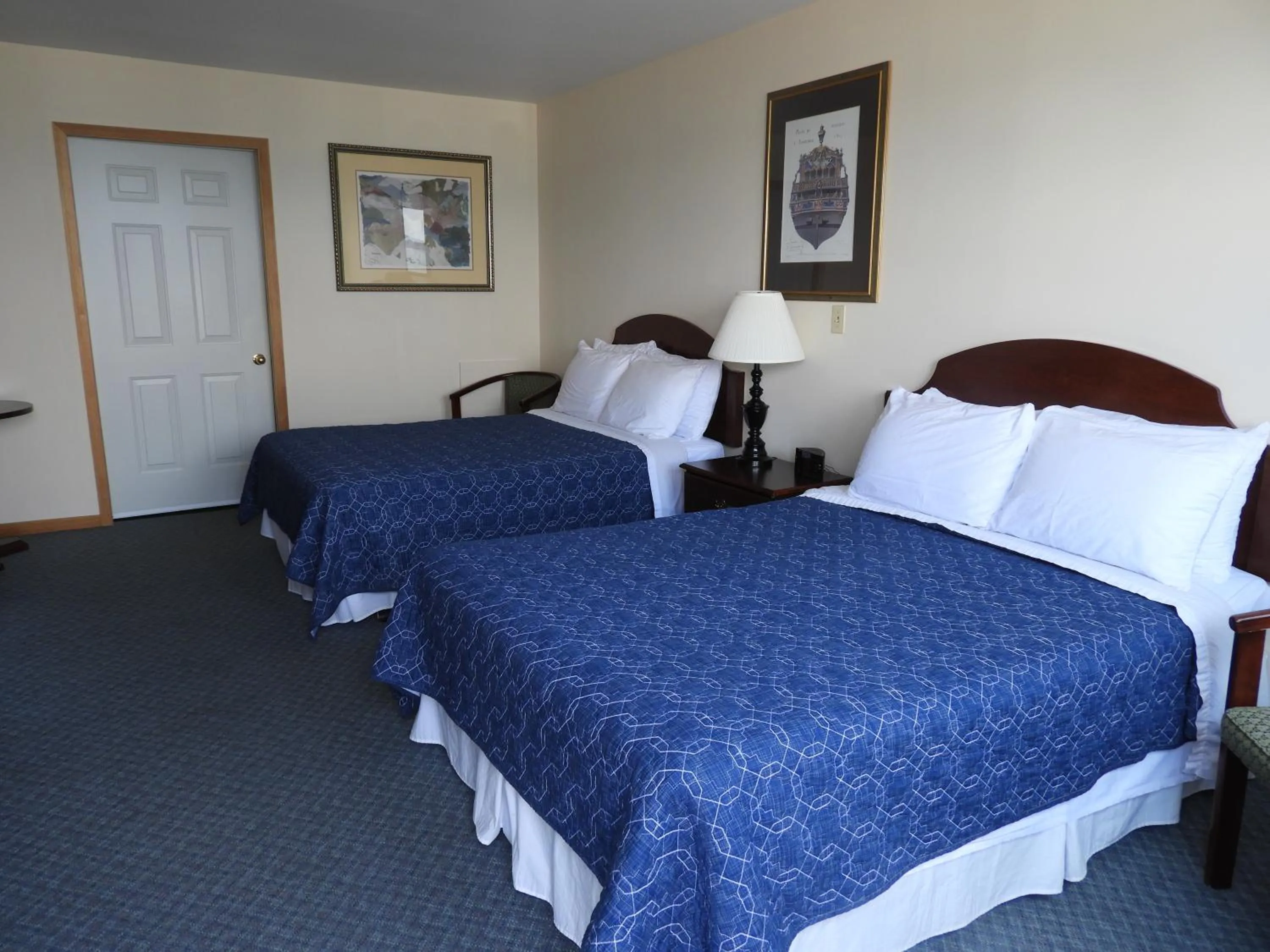 Bedroom, Bed in Admiral Digby Inn Restaurant and Cottages