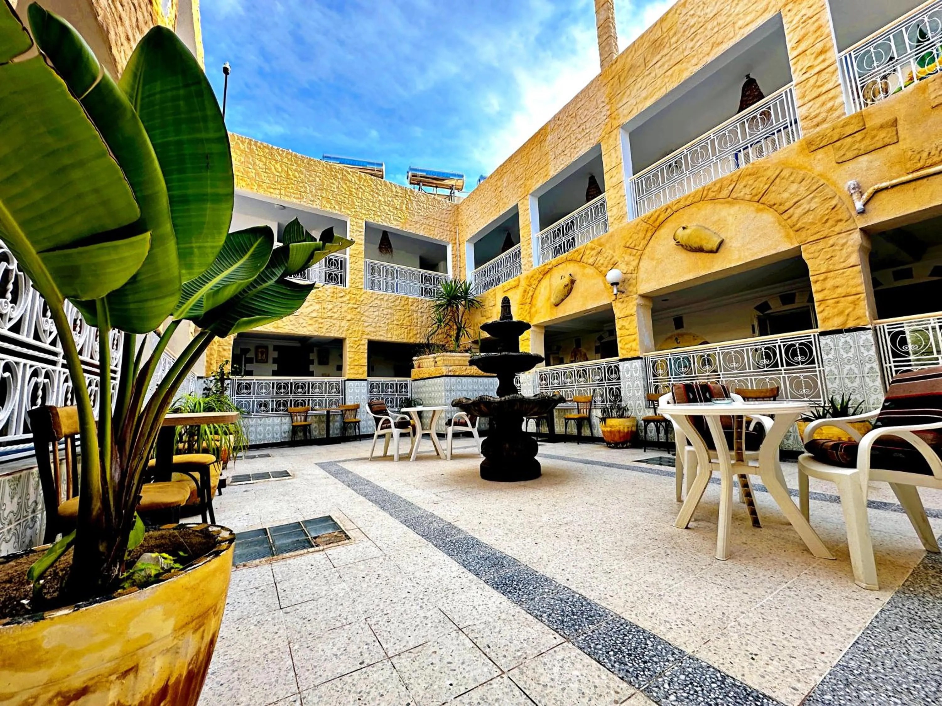 Property building in Hotel Paris