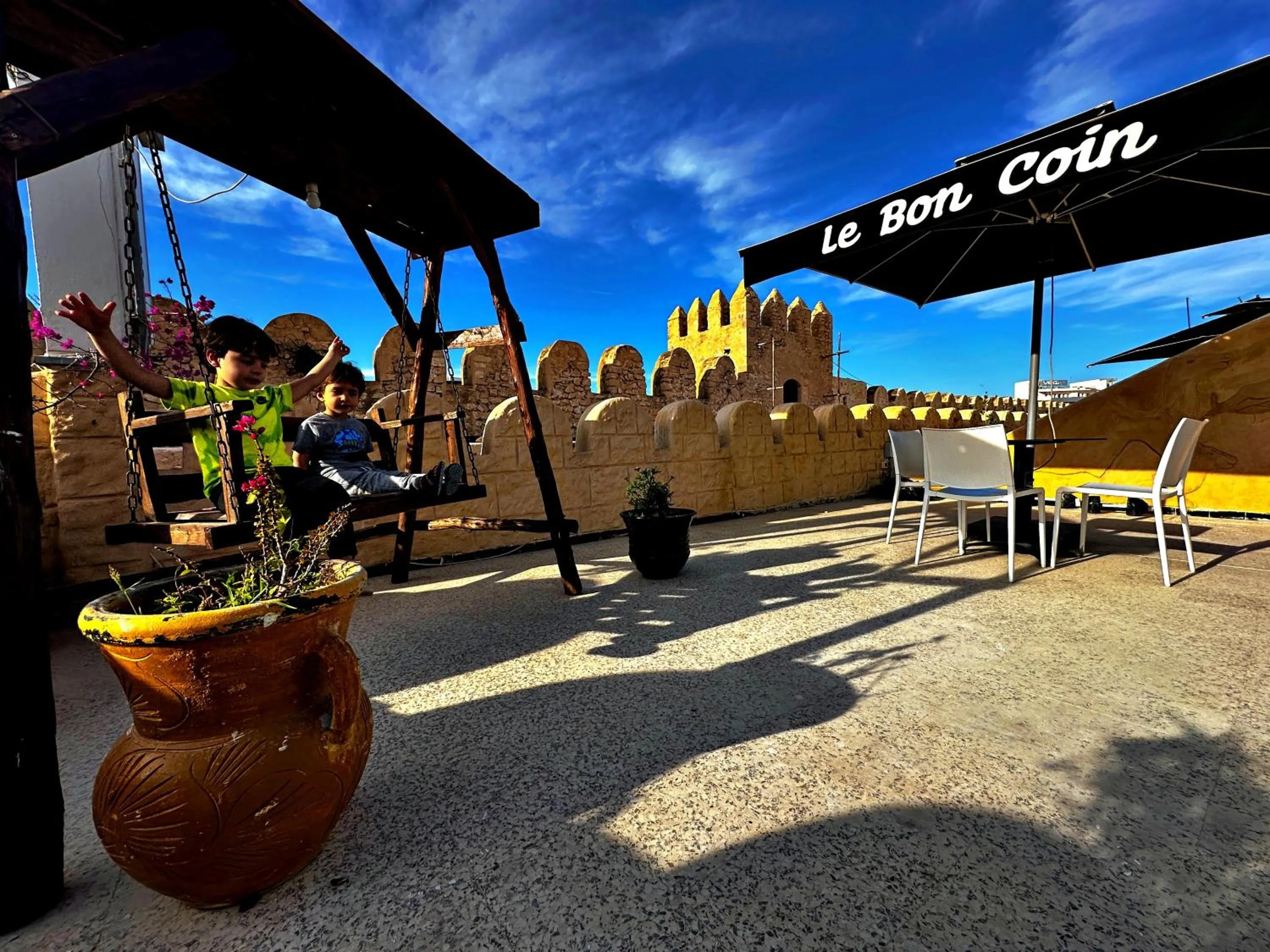 Patio in Hotel Paris