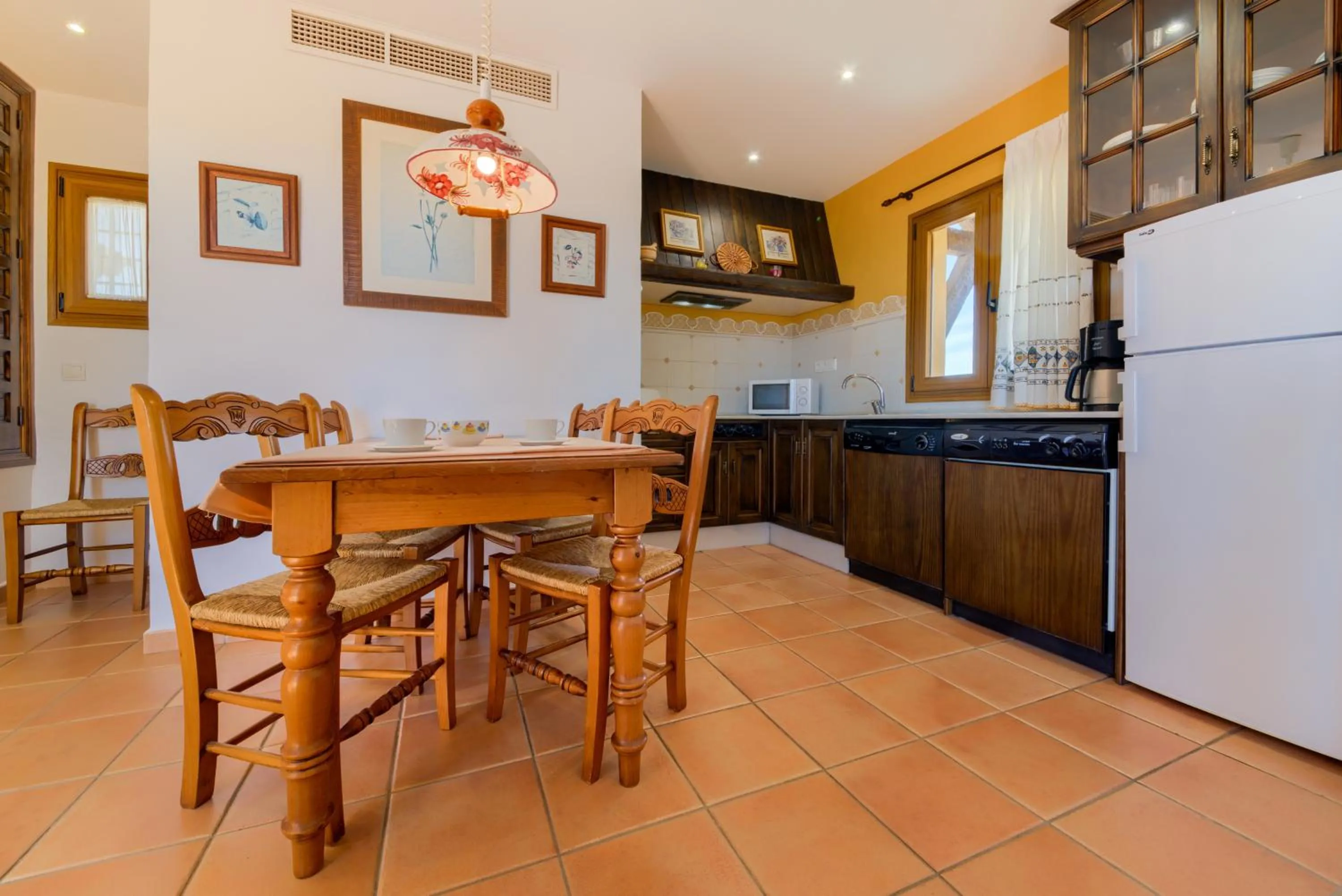 Kitchen or kitchenette in Apartamentos Villafaro Conil