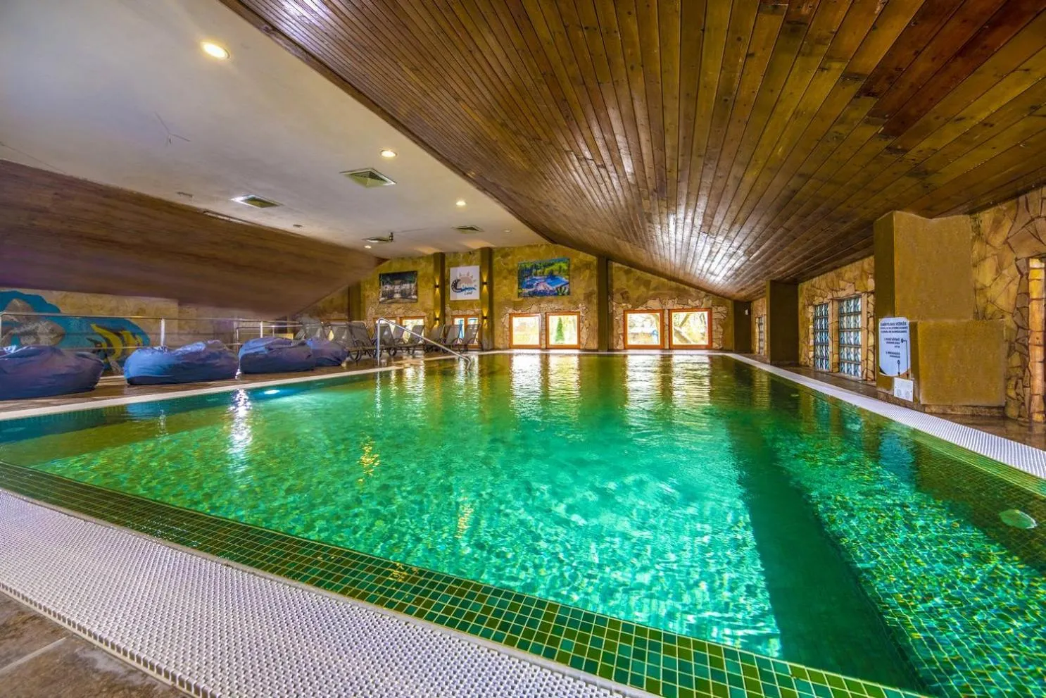 Spa and wellness centre/facilities in Session Hotel Ráckeve