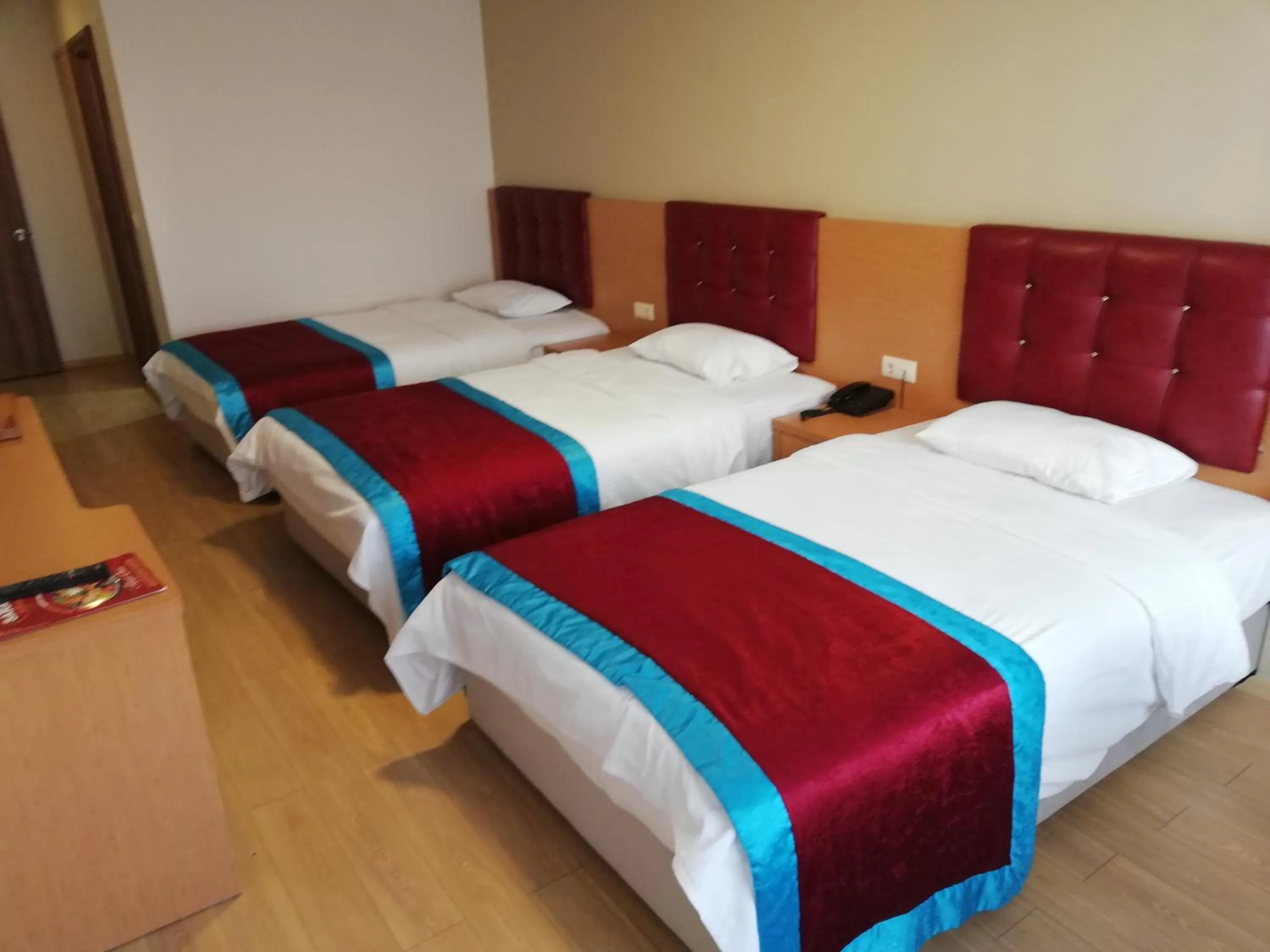 Photo of the whole room, Bed in BURSA ŞAHiN HOTEL