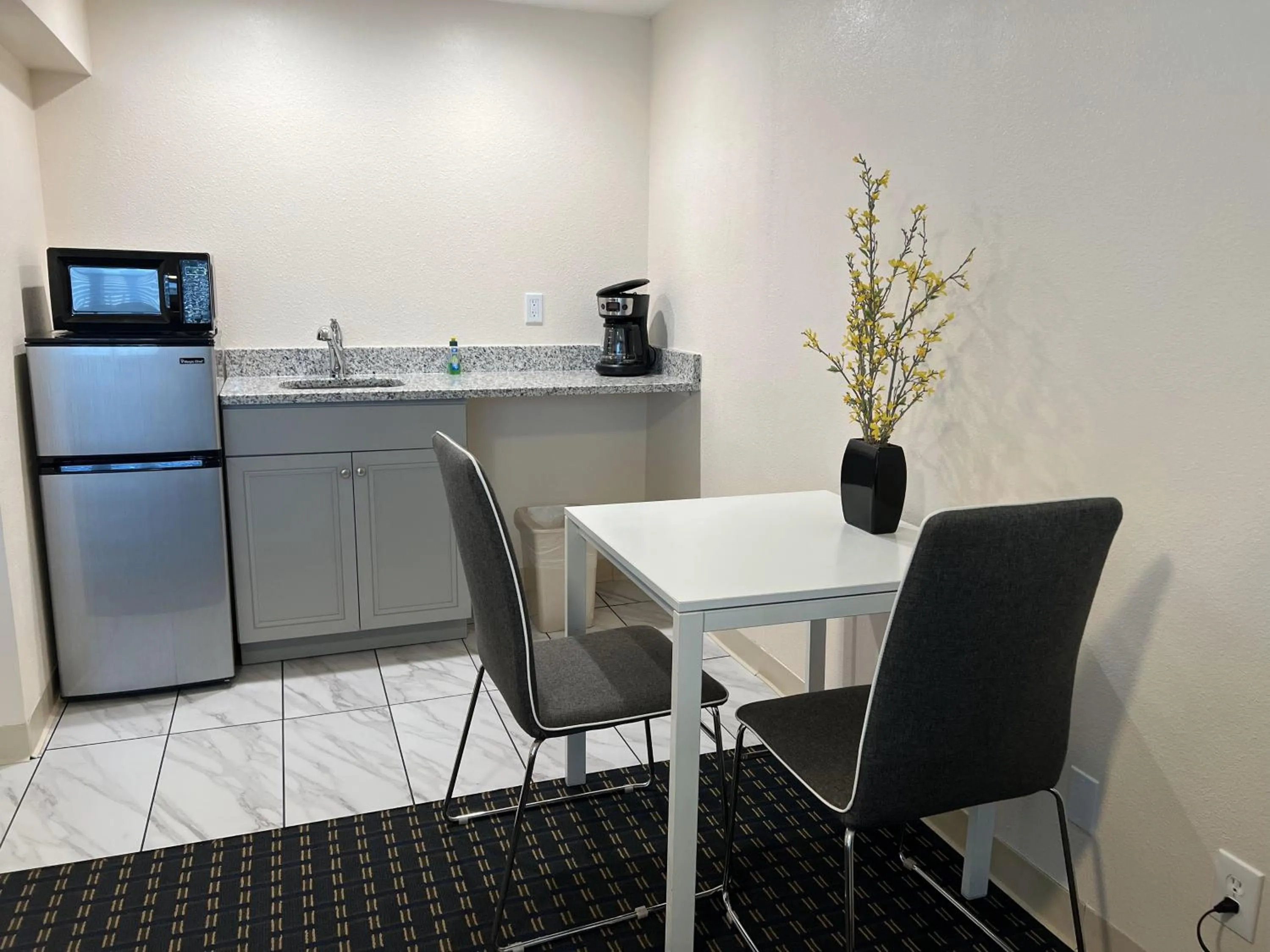 Beachside Resort Motel