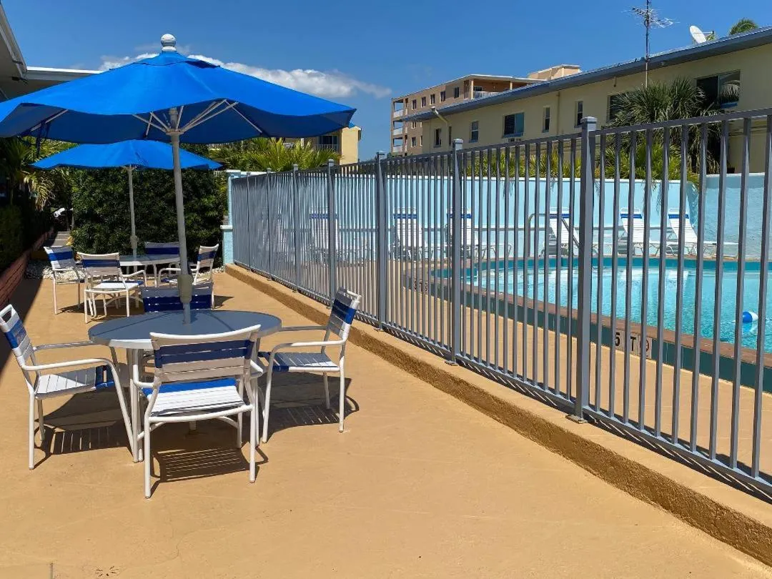 Beachside Resort Motel