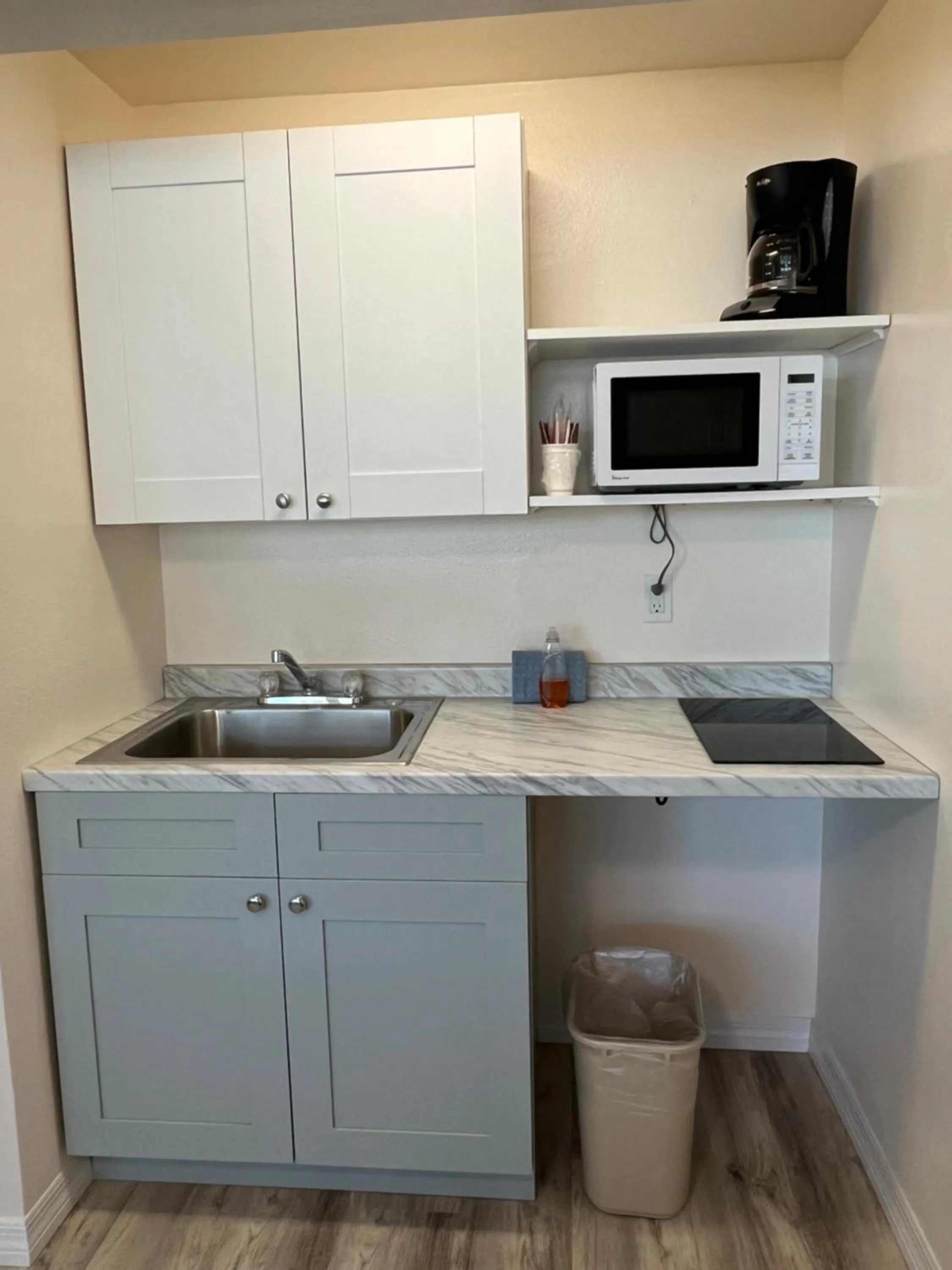 Beachside Resort Motel